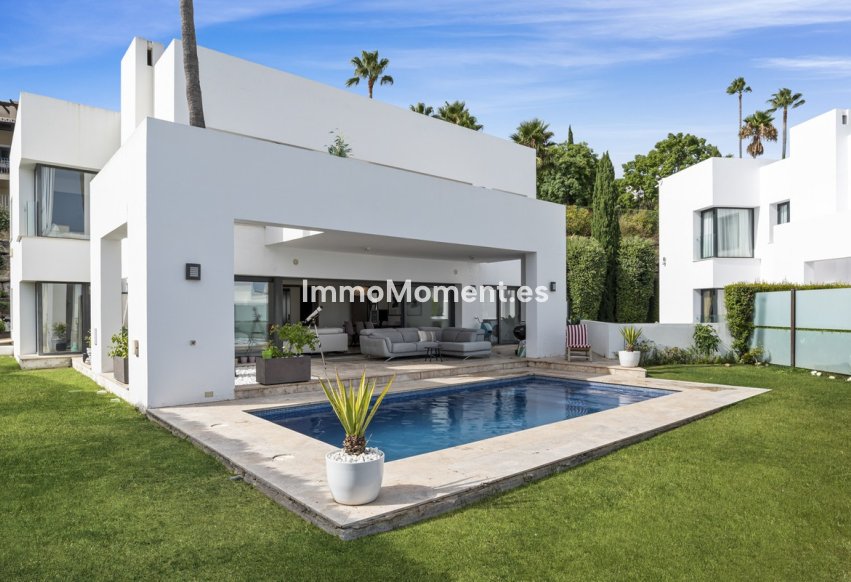 Resale - Villa - Benahavís - Benahavís Centro