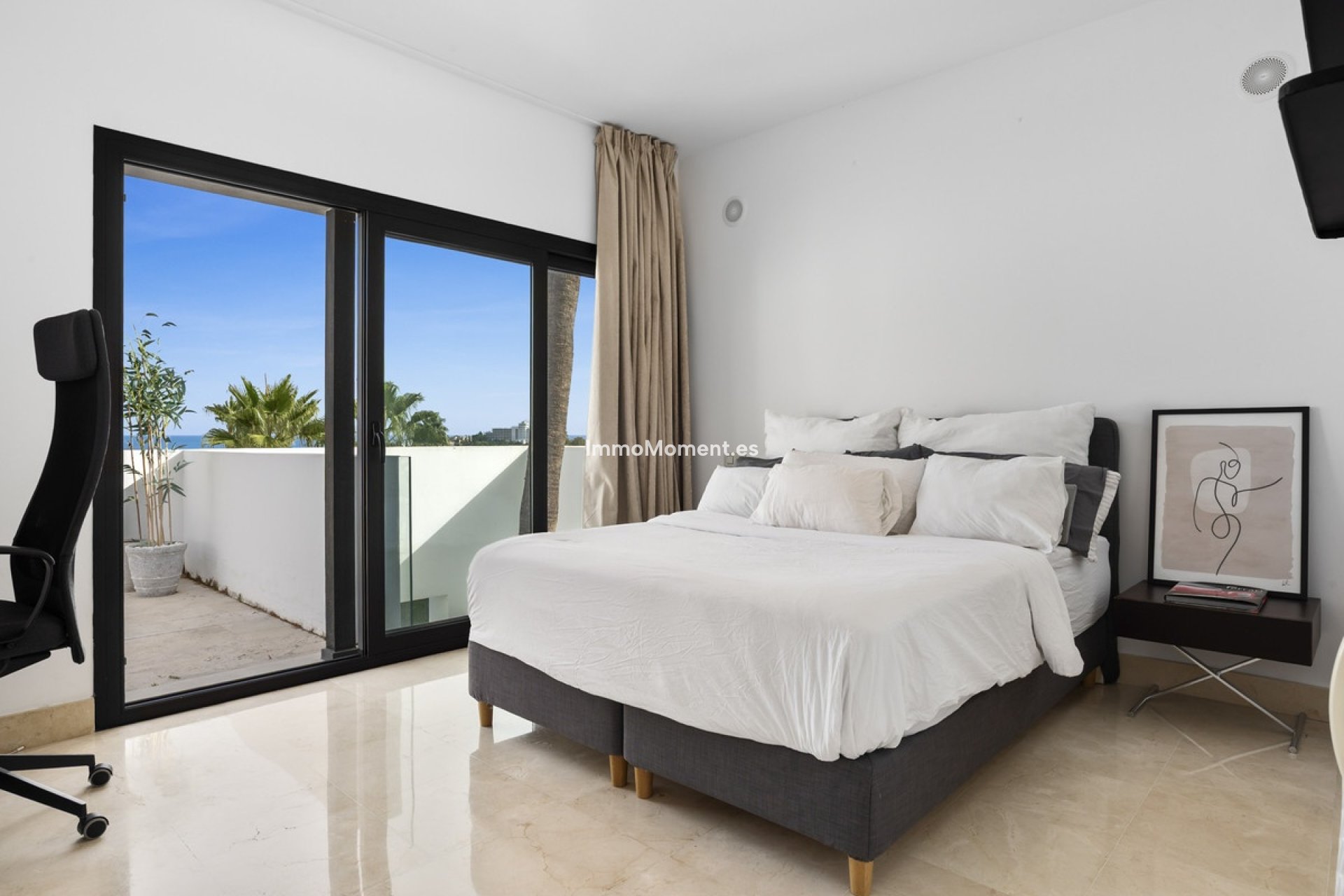 Resale - Villa - Benahavís - Benahavís Centro