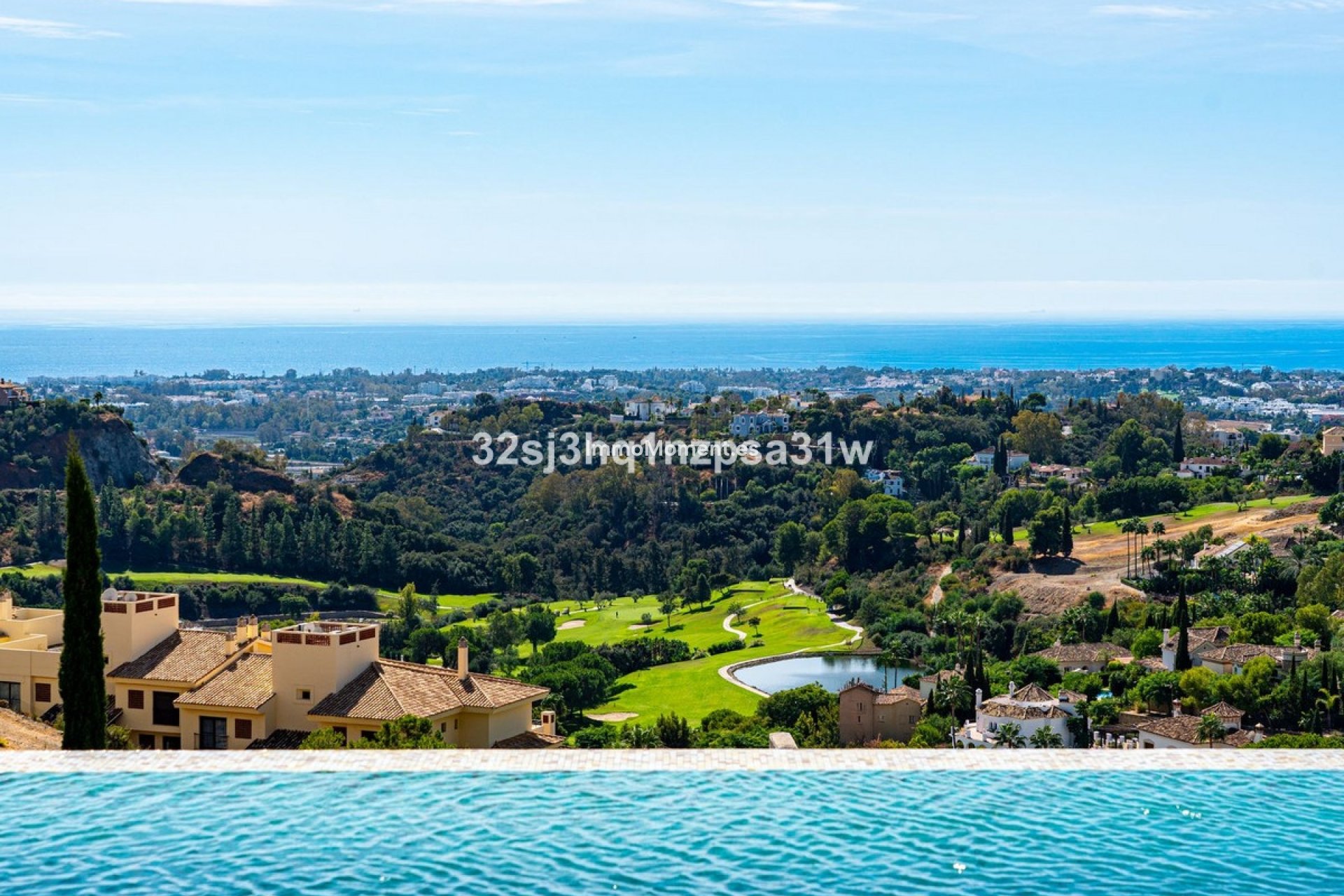 Resale - Villa - Benahavís - Benahavís Centro