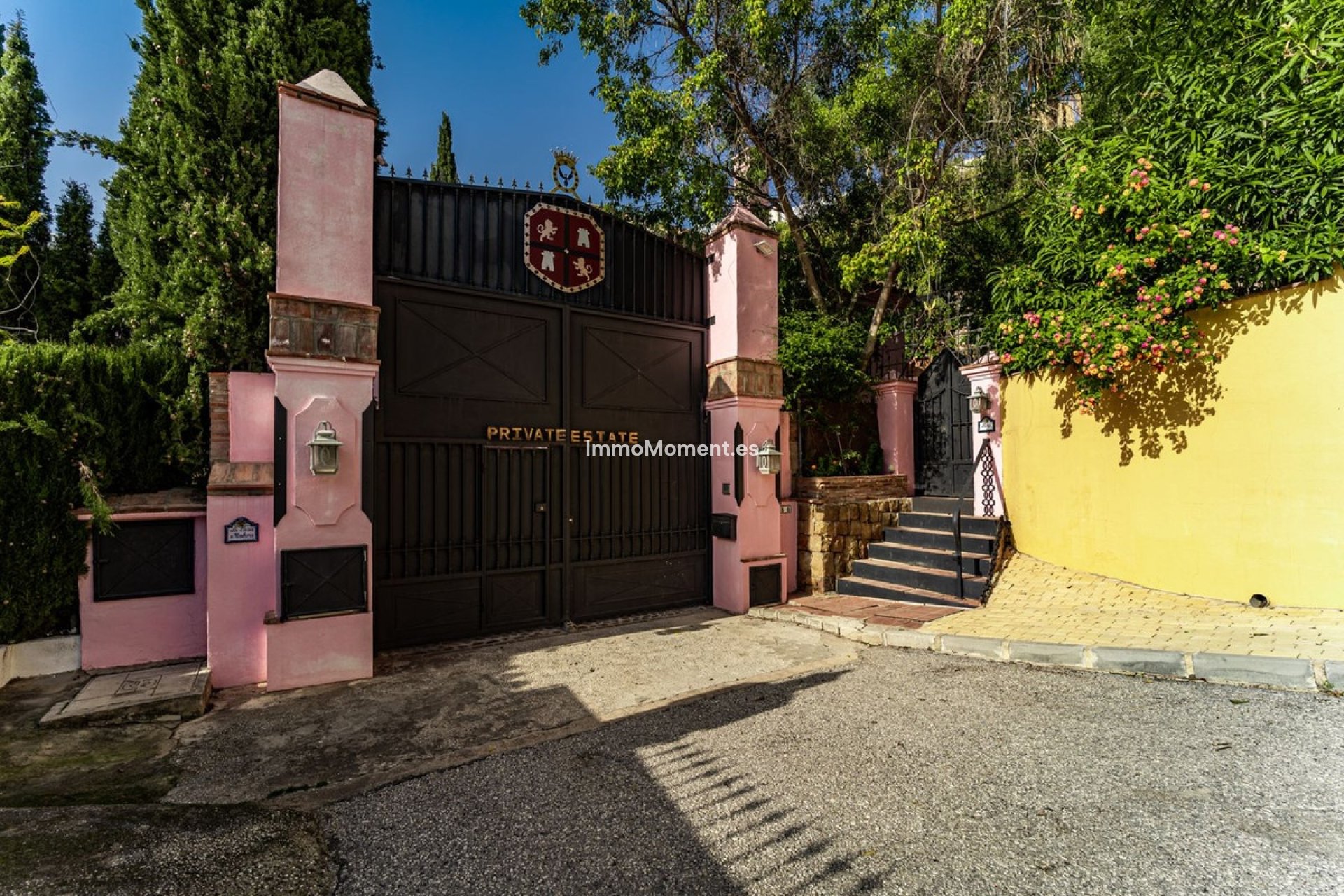 Resale - Villa - Benahavís - Benahavís Centro