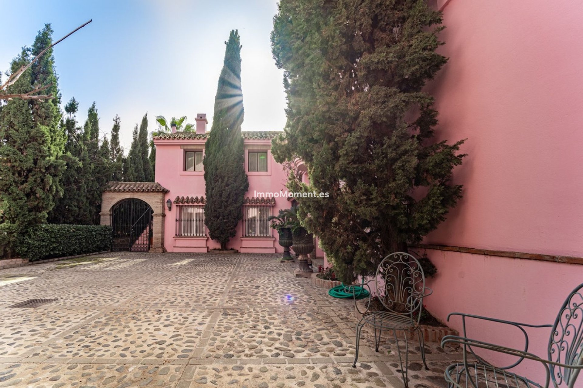 Resale - Villa - Benahavís - Benahavís Centro