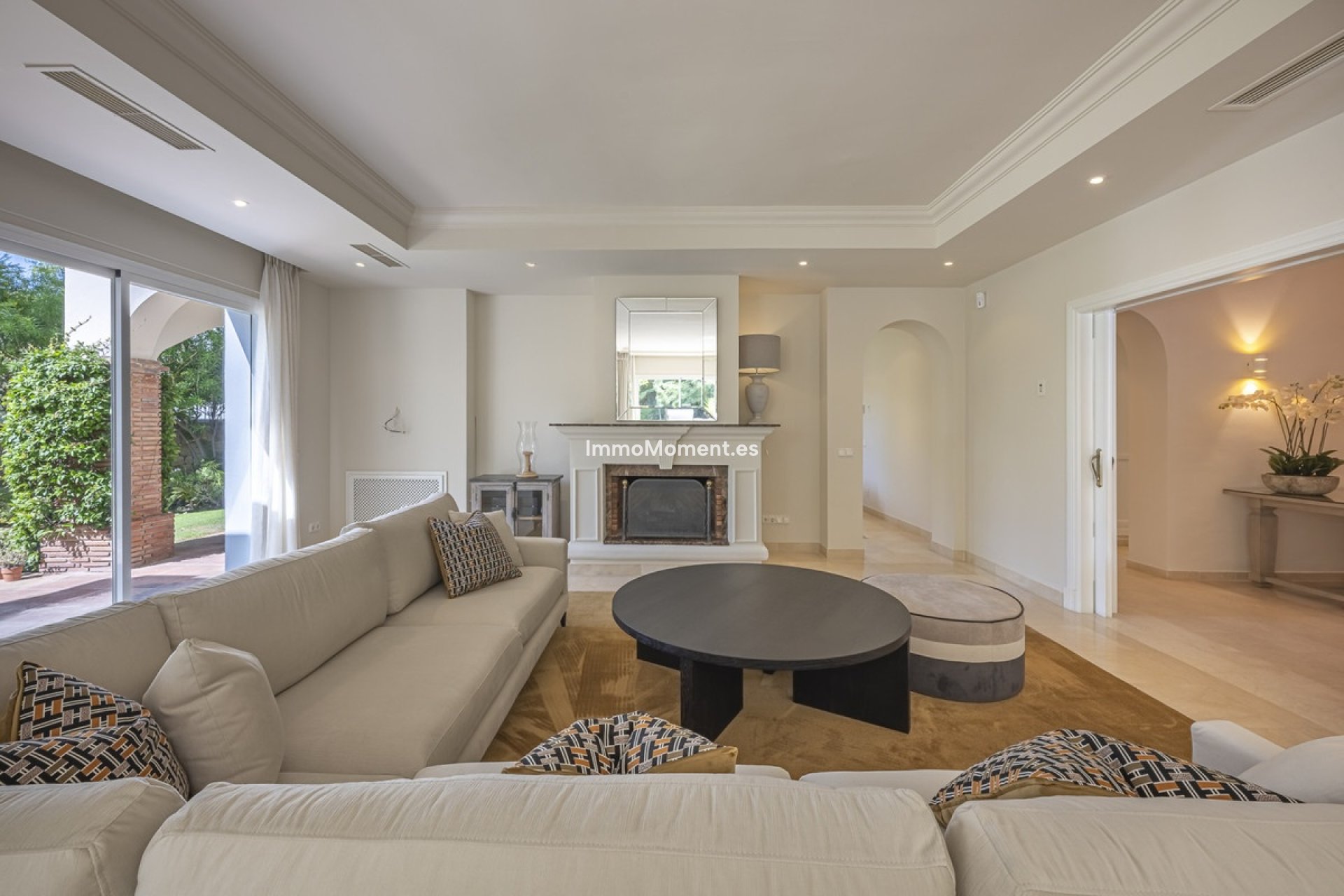 Resale - Villa - Benahavís - Benahavís Centro