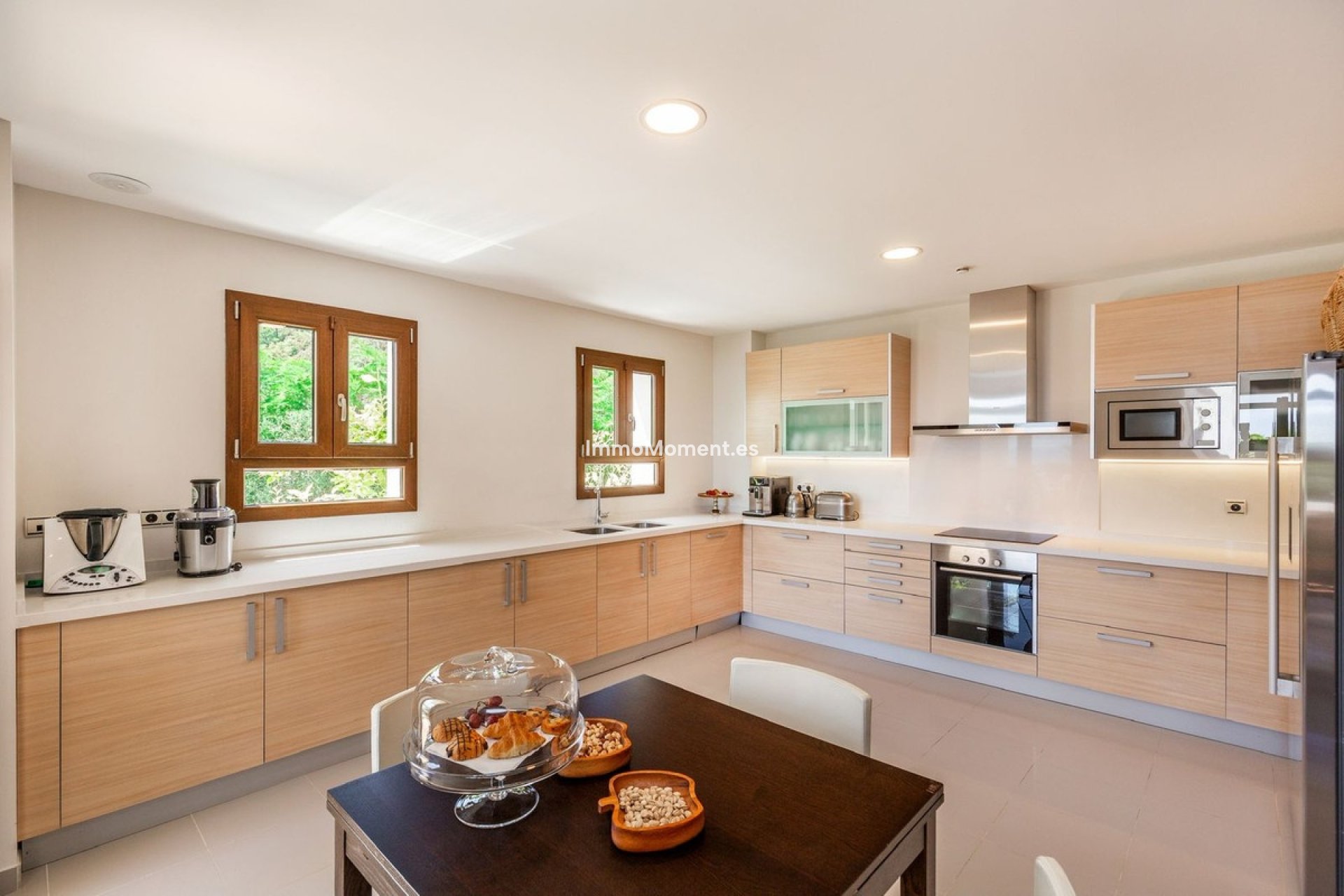 Resale - Villa - Benahavís - Benahavís Centro