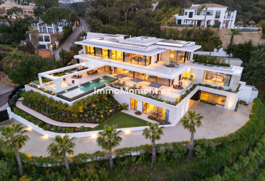 Resale - Villa - Benahavís - Benahavís Centro