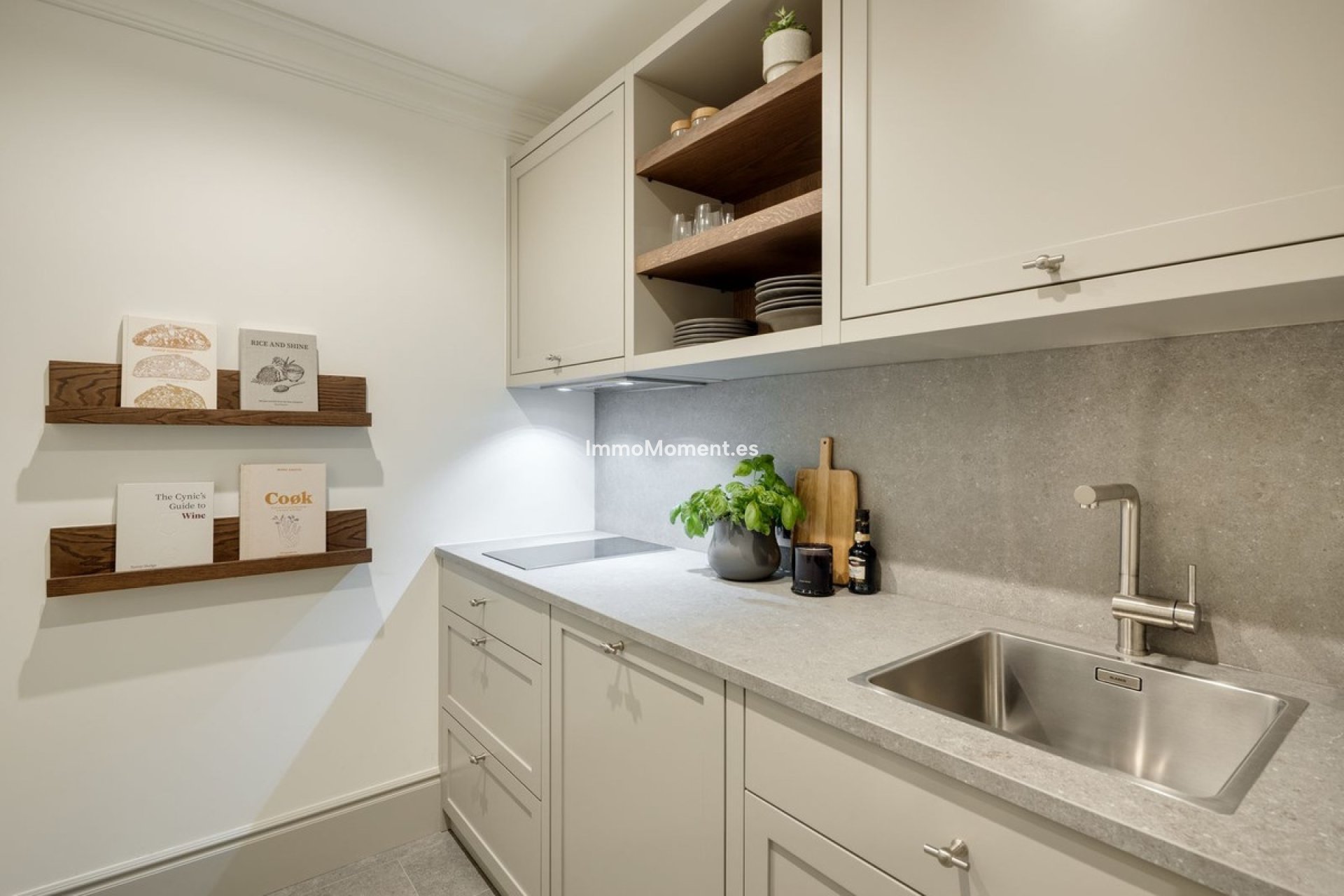 Resale - Villa - Benahavís - Benahavís Centro