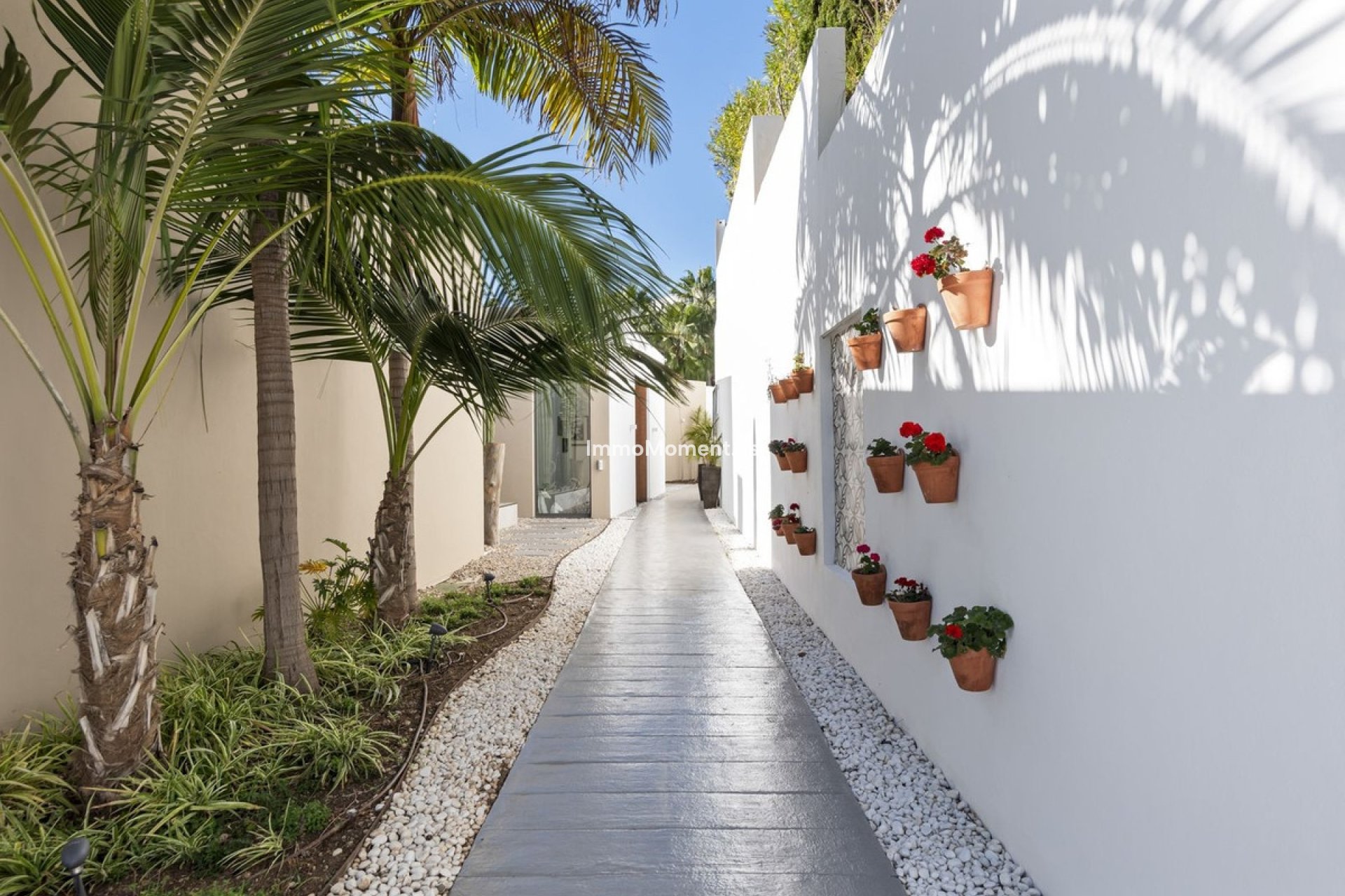 Resale - Villa - Benahavís - Benahavís Centro