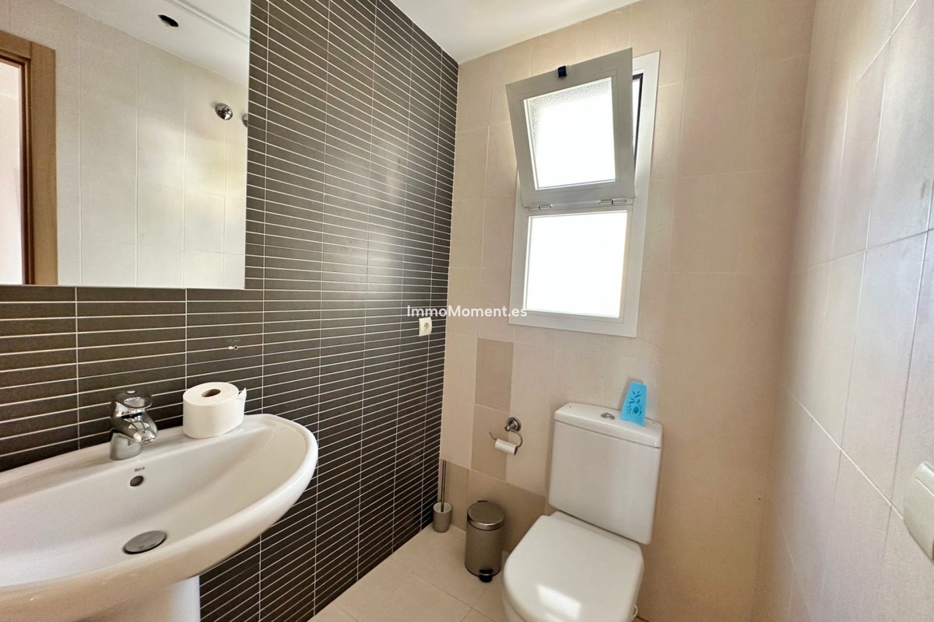 Resale - Villa - Benahavís - Benahavís Centro