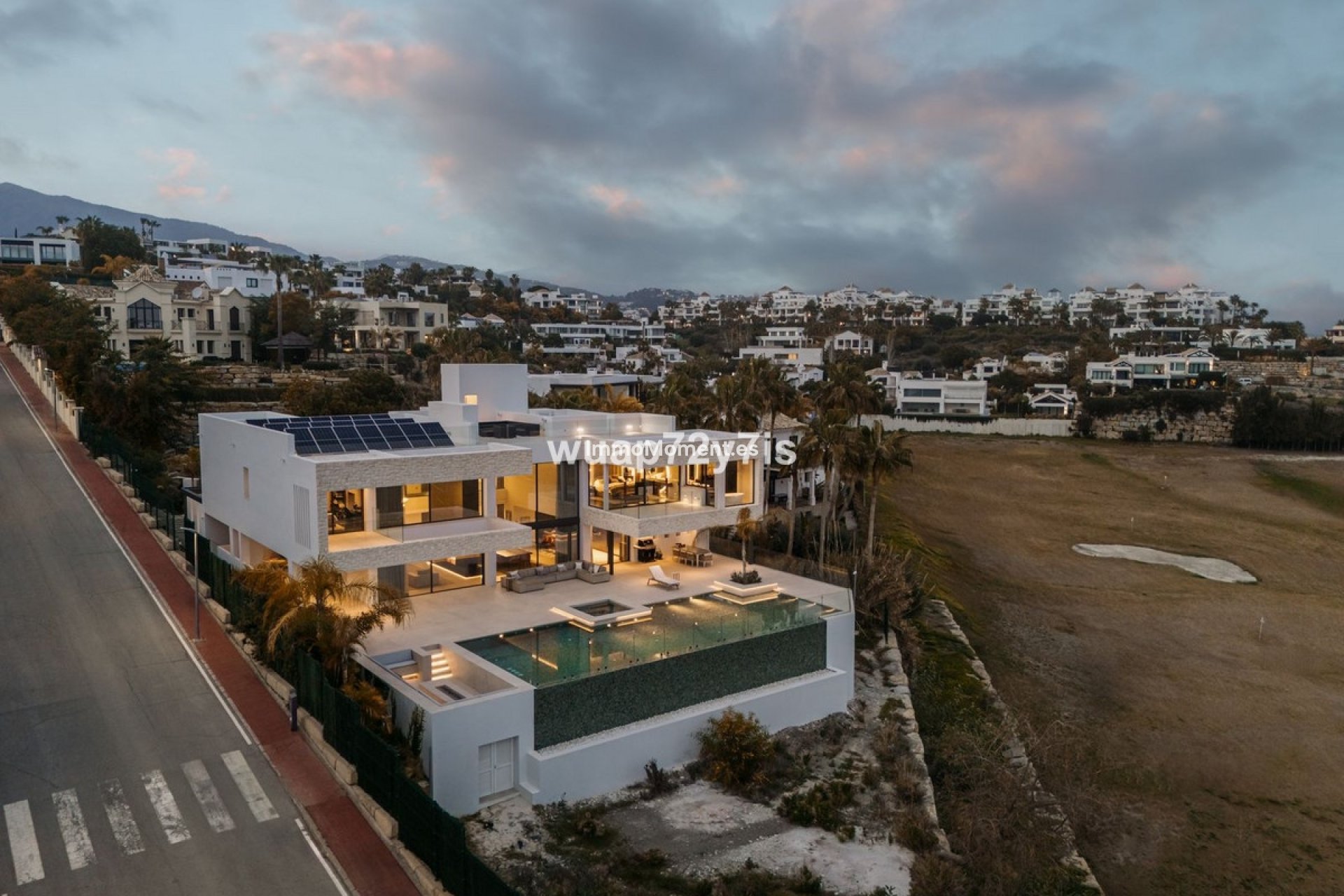 Resale - Villa - Benahavís - Benahavís Centro