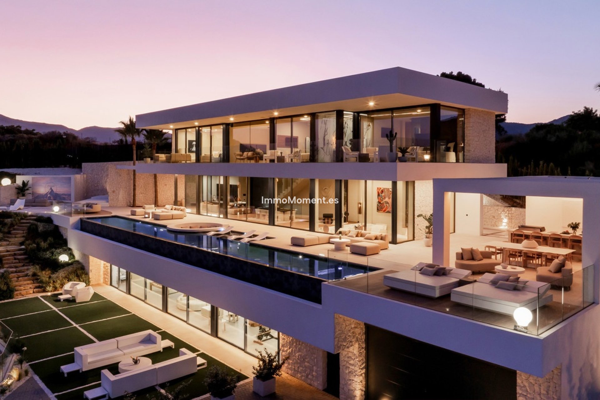 Resale - Villa - Benahavís - Benahavís Centro