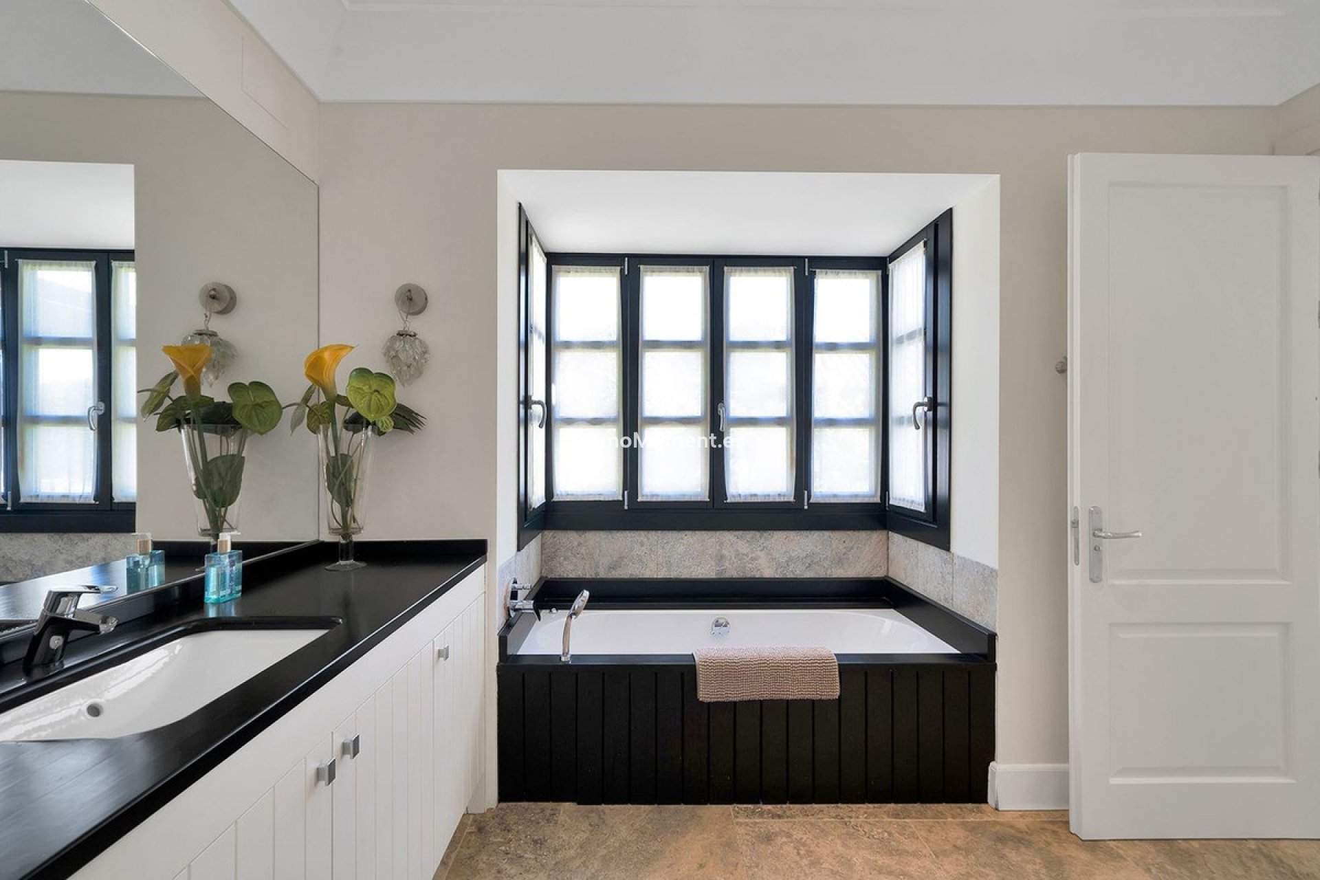 Resale - Villa - Benahavís - Benahavís Centro