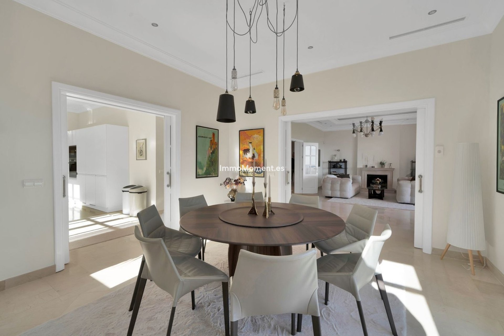 Resale - Villa - Benahavís - Benahavís Centro