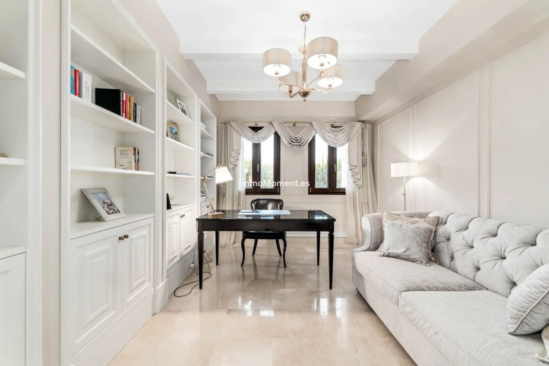 Resale - Villa - Benahavís - Benahavís Centro