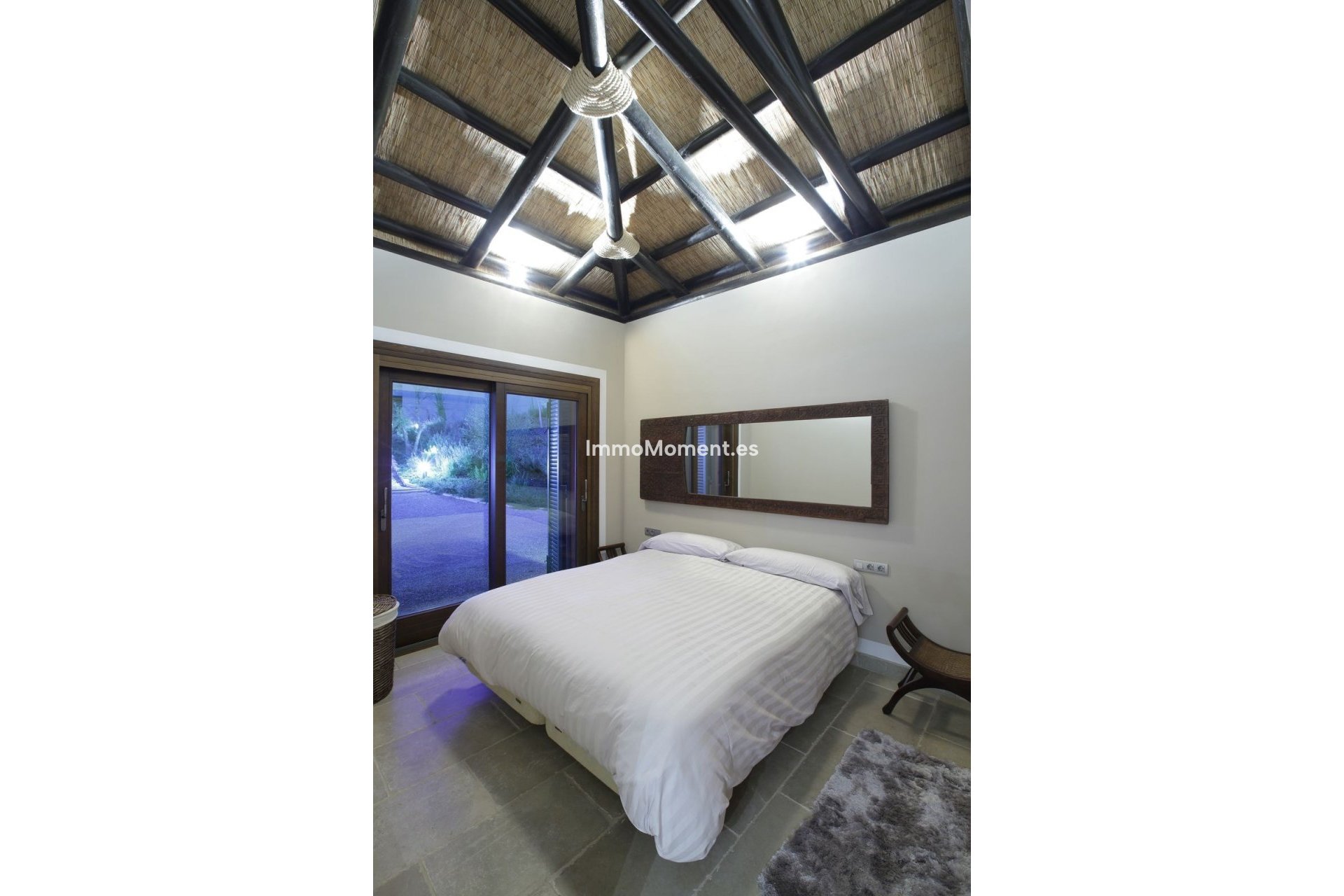 Resale - Villa - Benahavís - Benahavís Centro