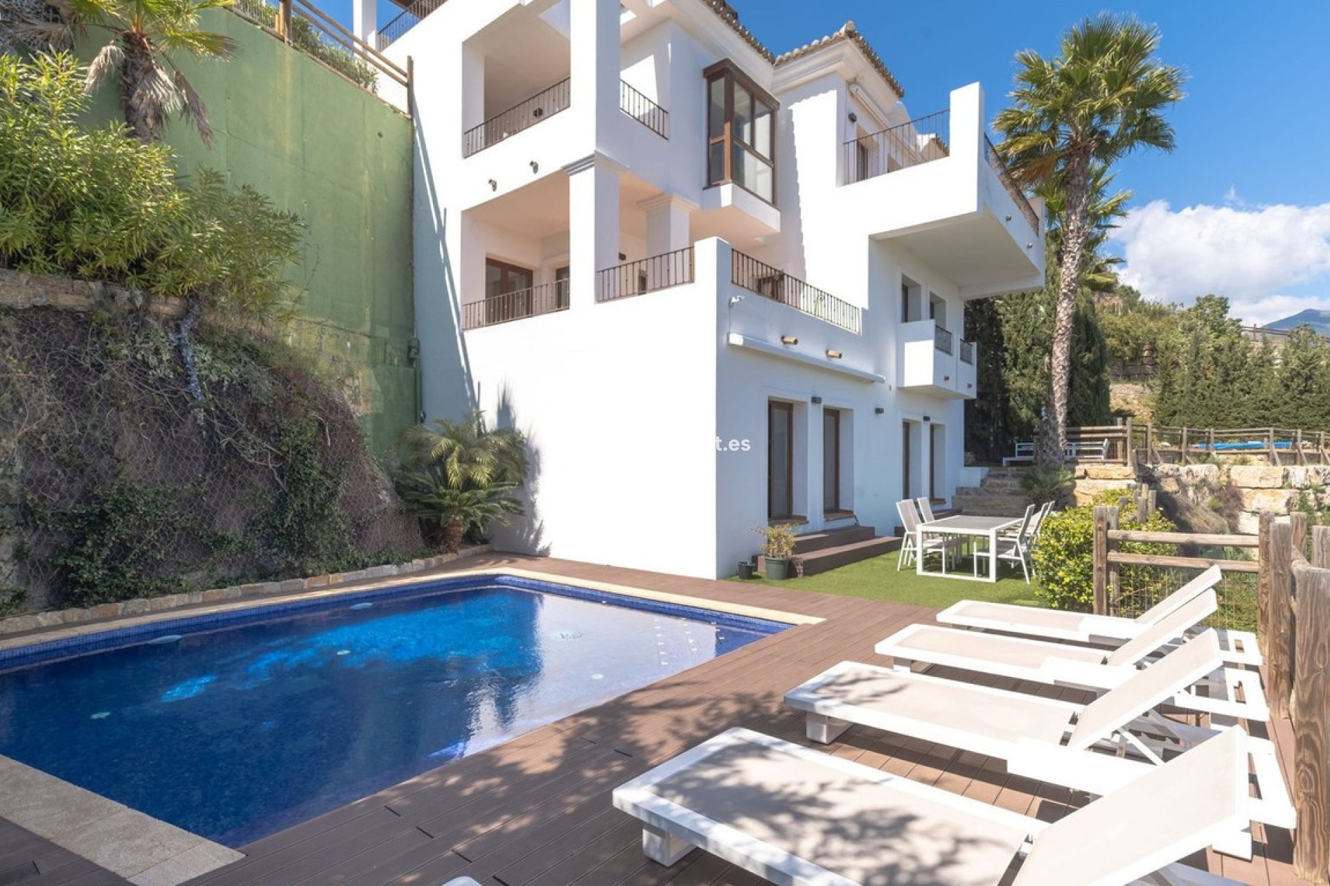 Resale - Villa - Benahavís - Benahavís Centro