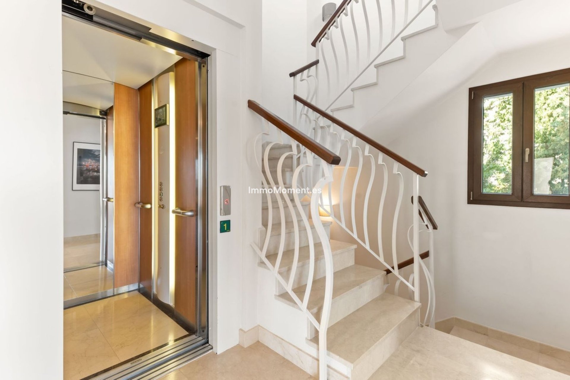 Resale - Villa - Benahavís - Benahavís Centro