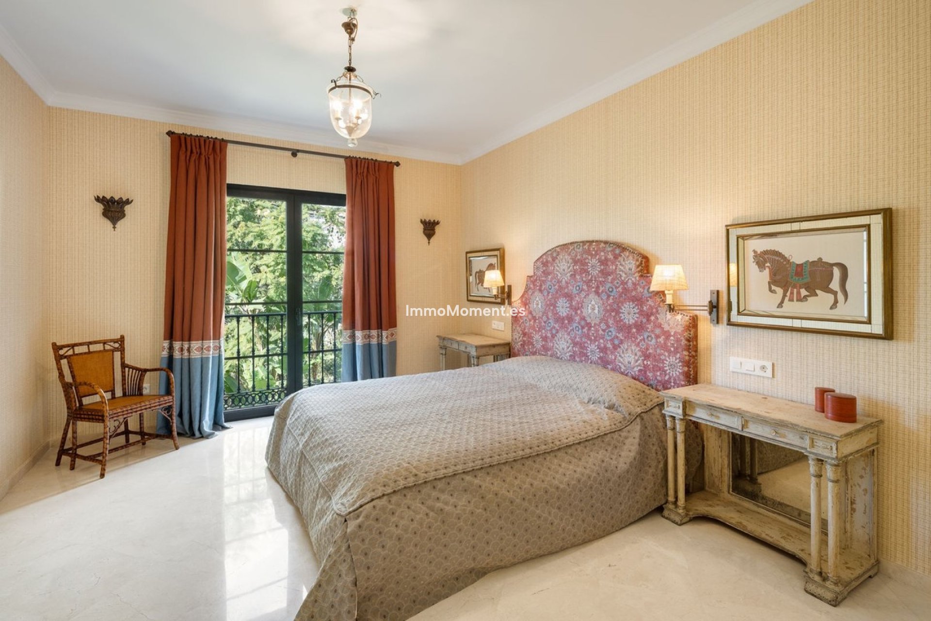 Resale - Villa - Benahavís - Benahavís Centro