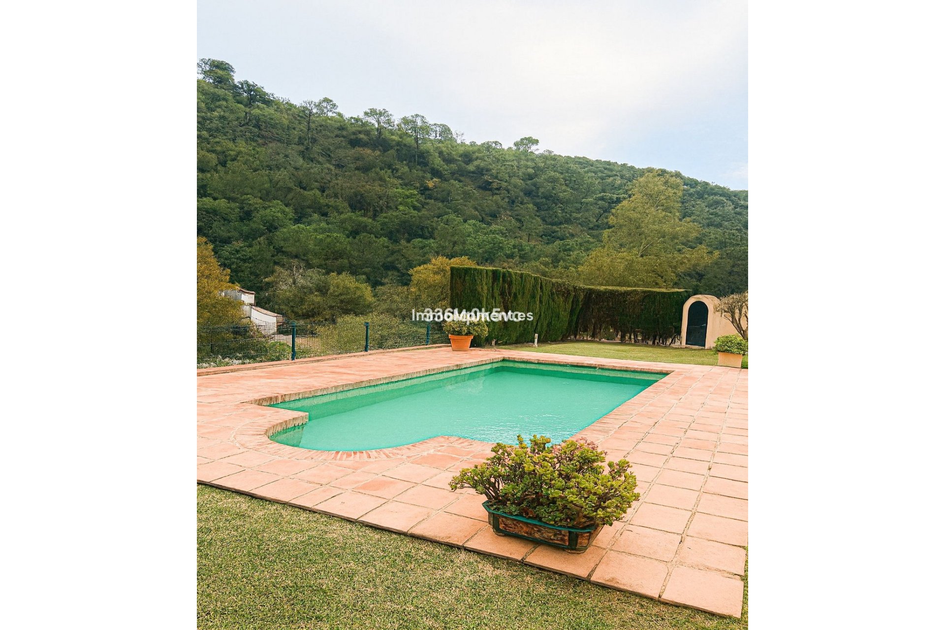 Resale - Villa - Benahavís - Benahavís Centro