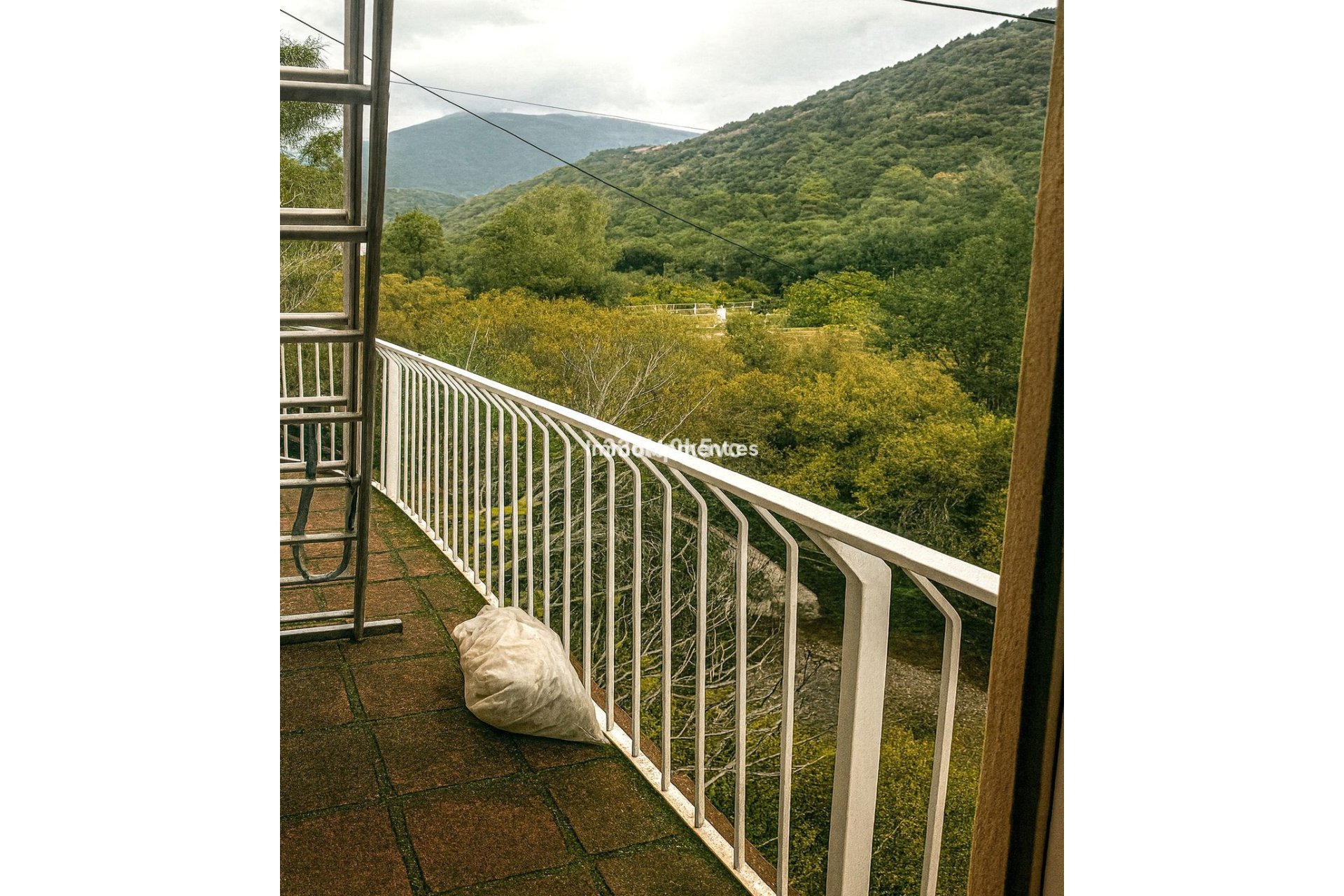 Resale - Villa - Benahavís - Benahavís Centro