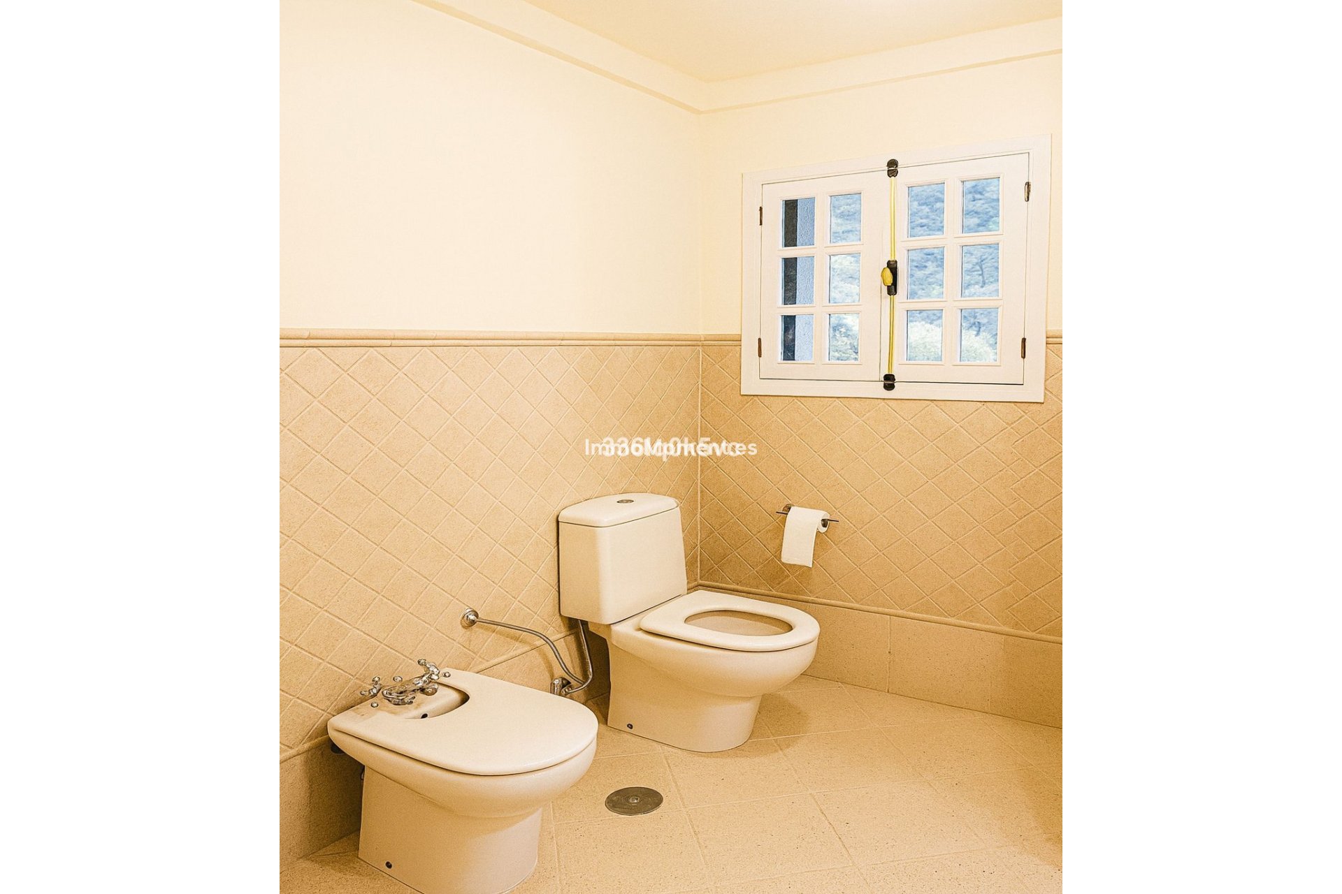 Resale - Villa - Benahavís - Benahavís Centro