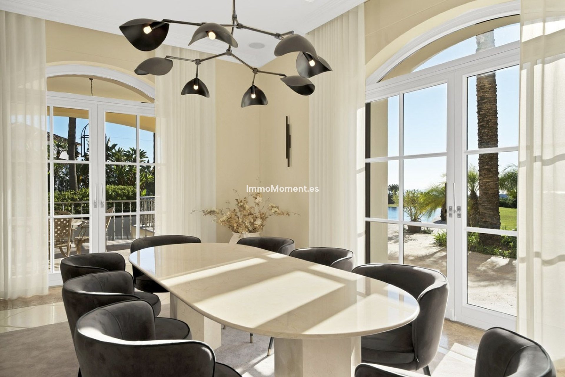 Resale - Villa - Benahavís - Benahavís Centro