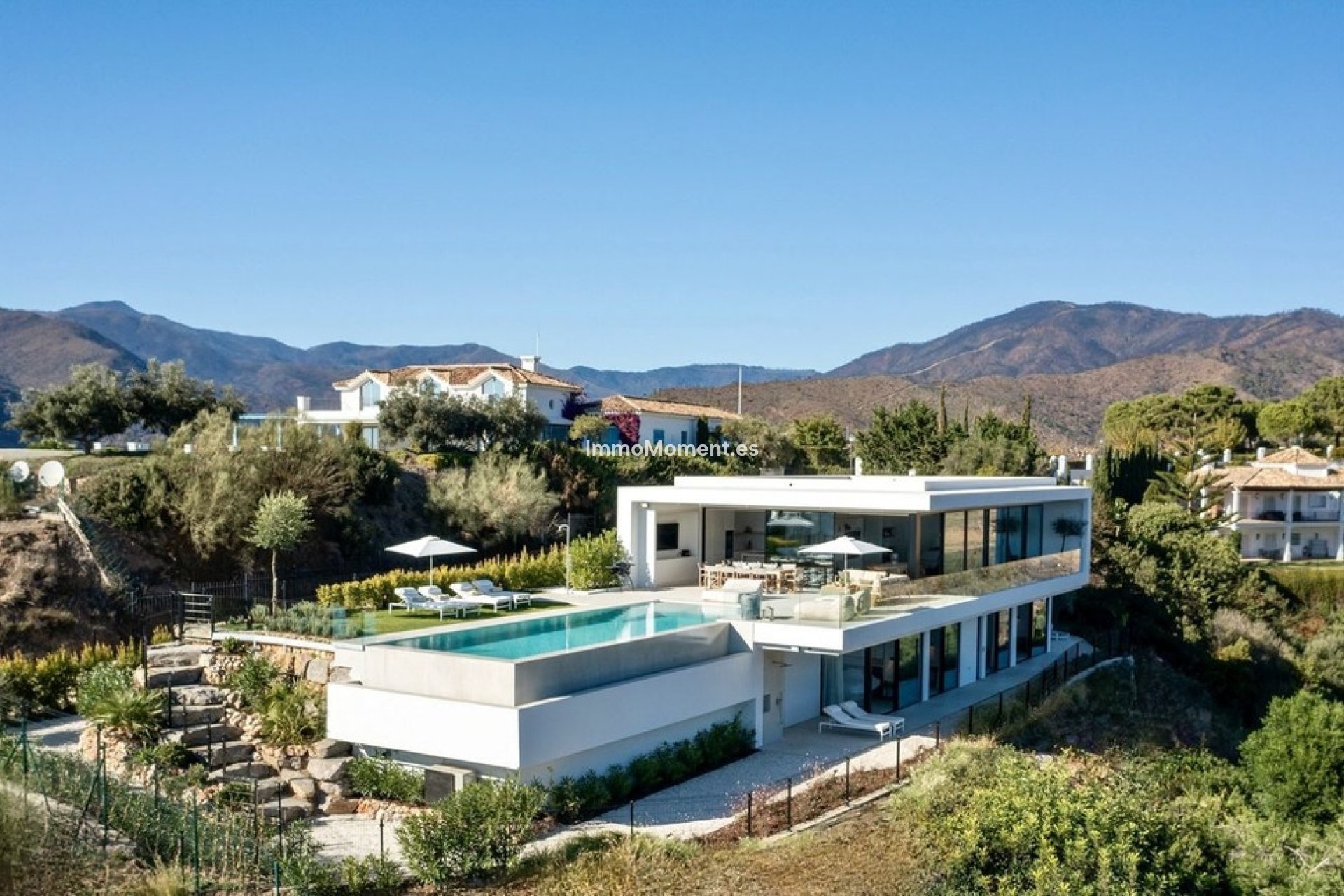 Resale - Villa - Benahavís - Benahavís Centro