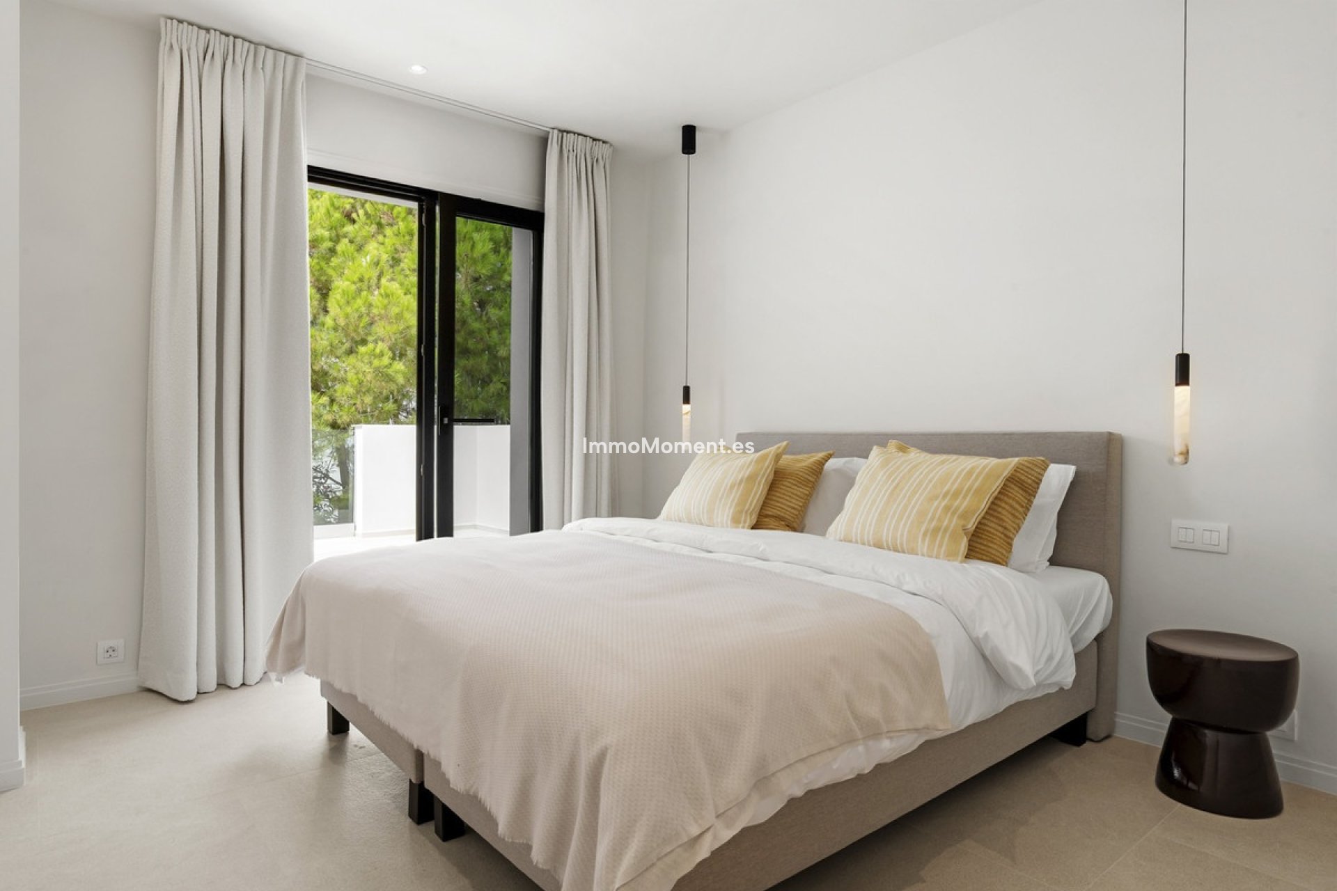 Resale - Villa - Benahavís - Benahavís Centro