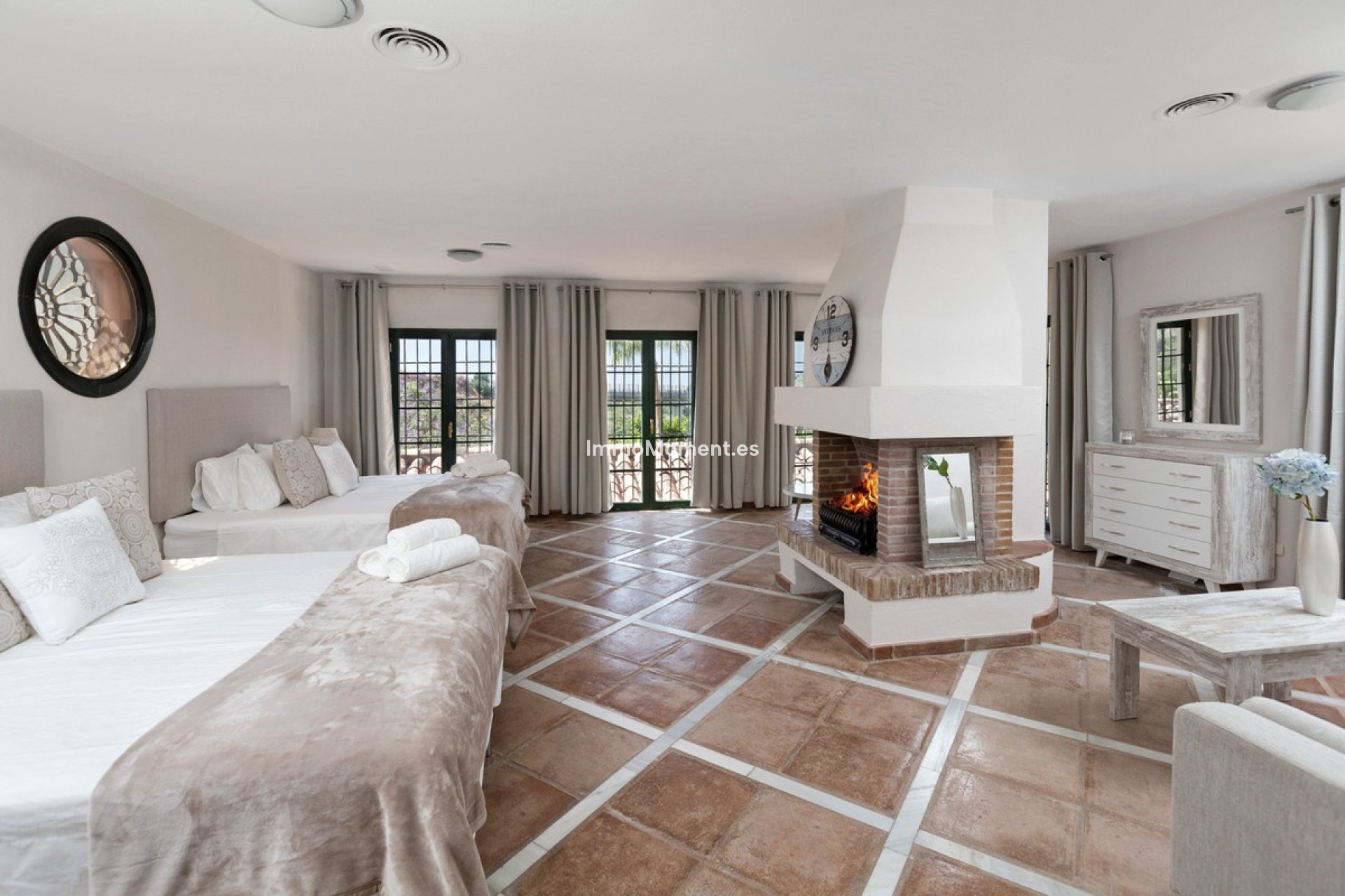 Resale - Villa - Benahavís - Benahavís Centro