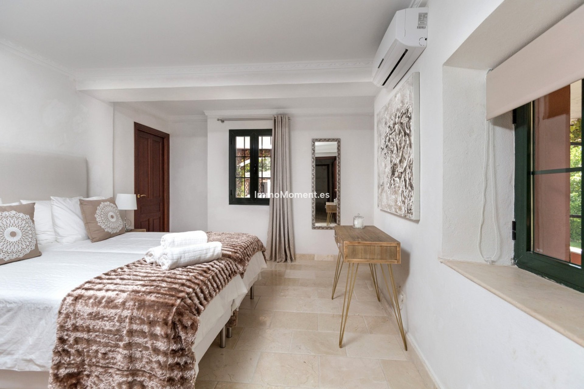 Resale - Villa - Benahavís - Benahavís Centro