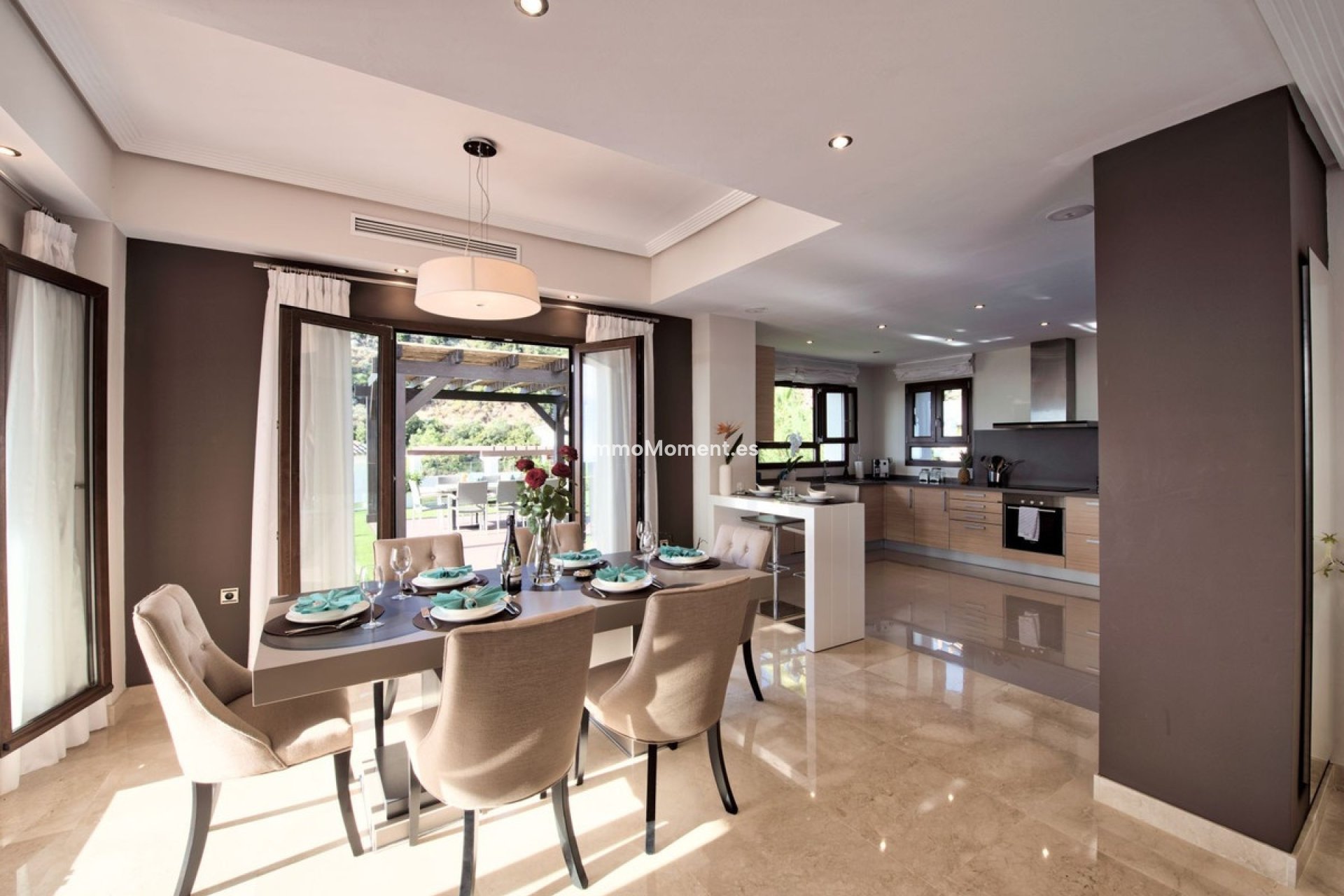 Resale - Villa - Benahavís - Benahavís Centro