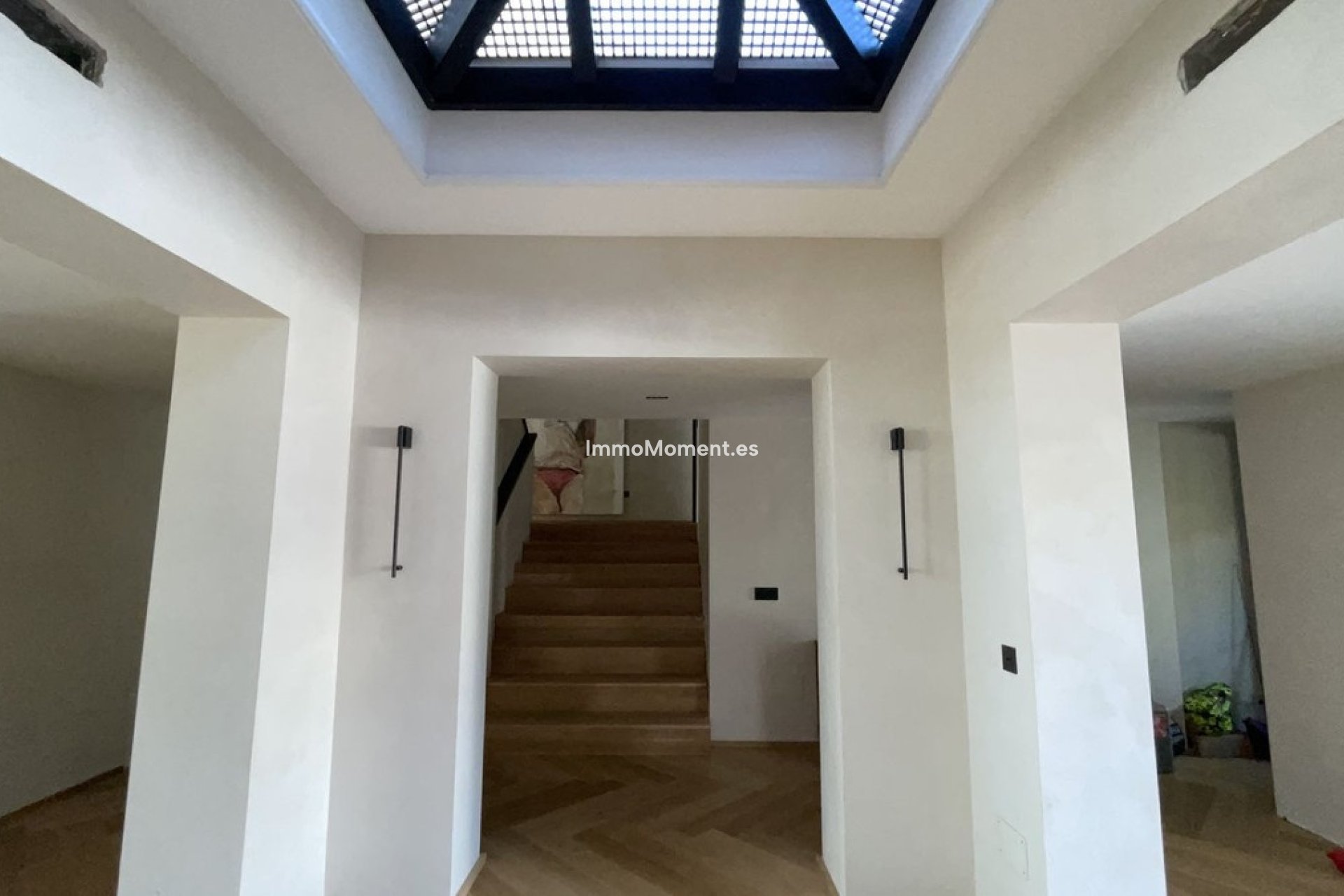 Resale - Villa - Benahavís - Benahavís Centro