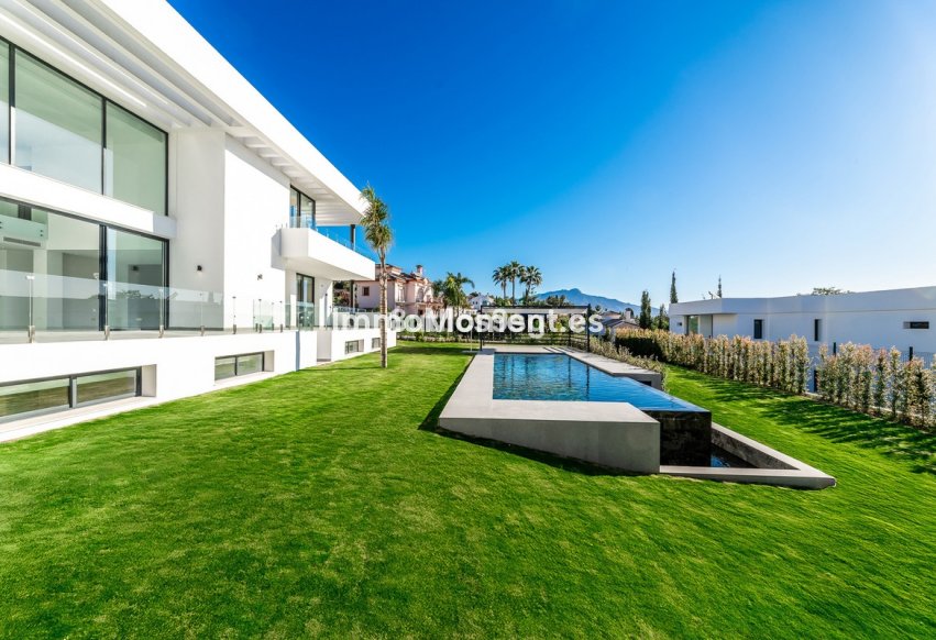 Resale - Villa - Benahavís - Benahavís Centro