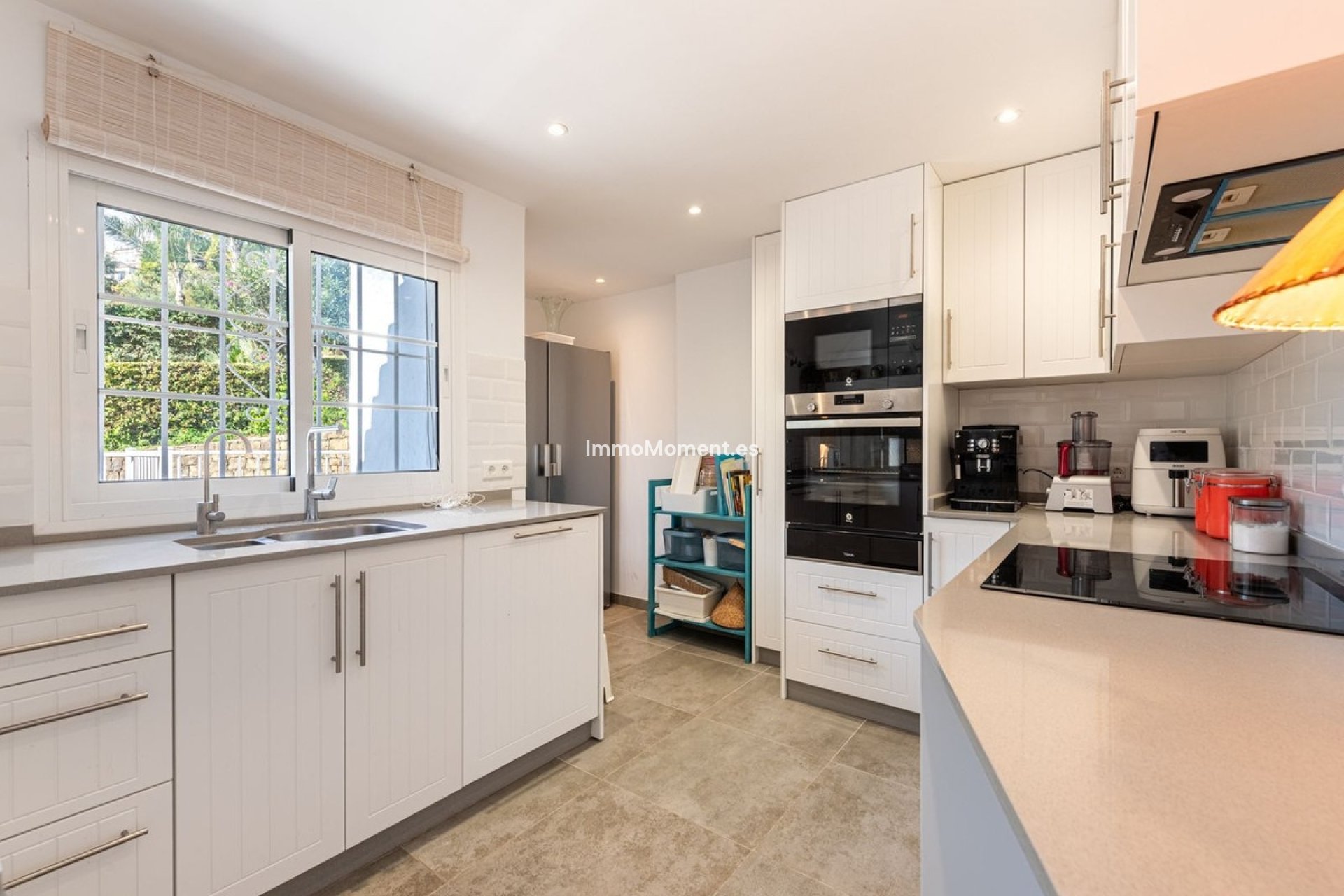 Resale - Villa - Benahavís - Benahavís Centro