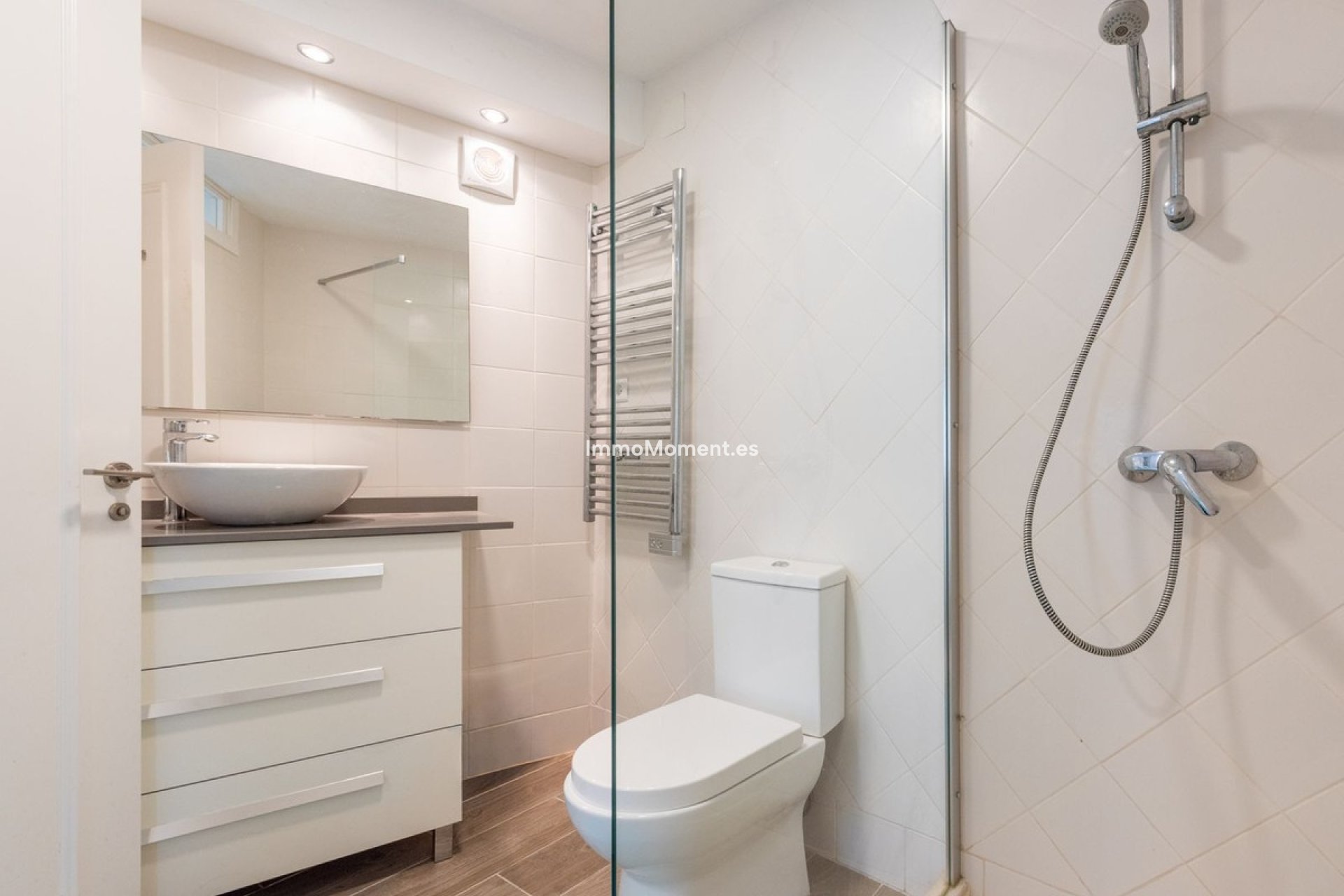 Resale - Villa - Benahavís - Benahavís Centro