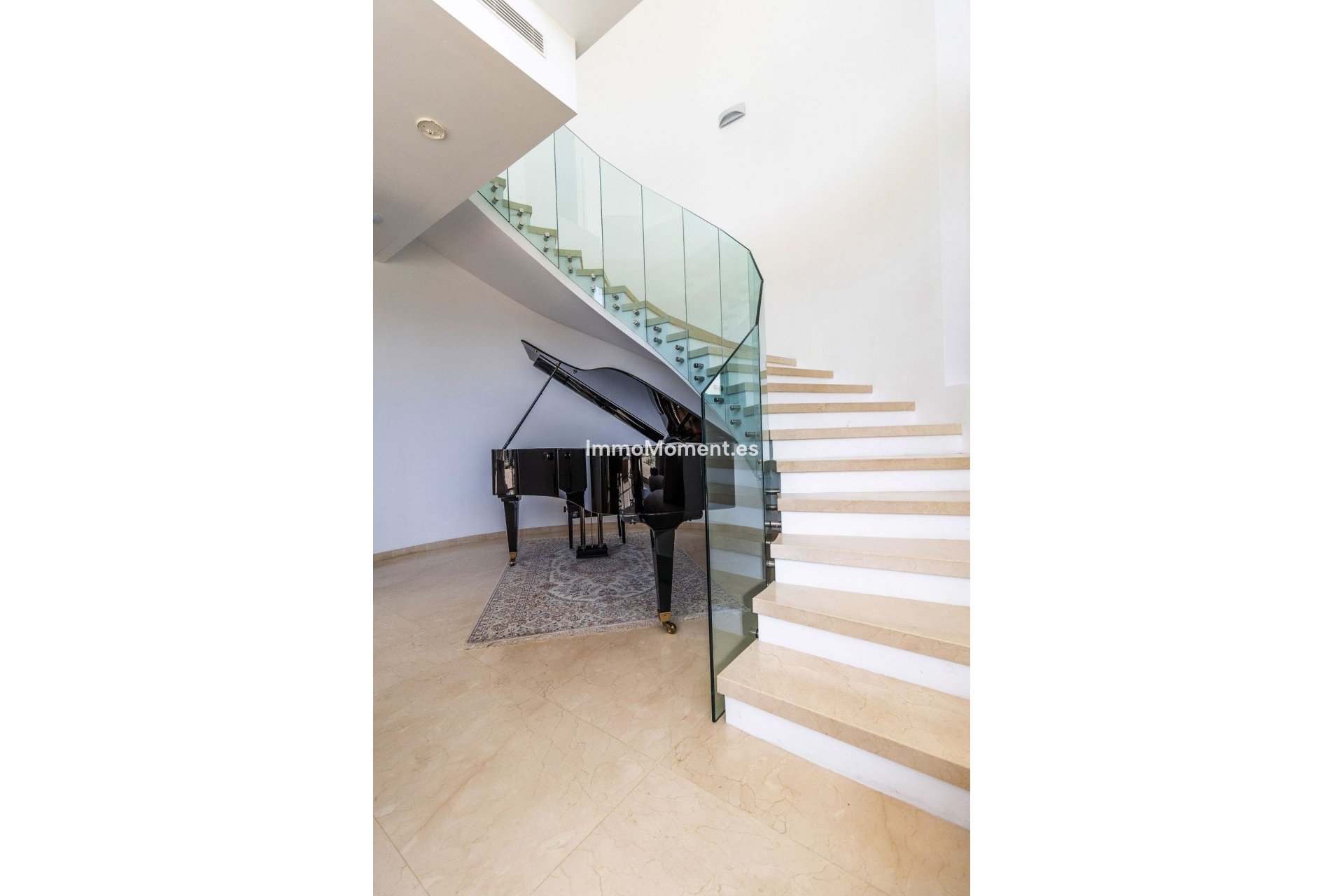 Resale - Villa - Benahavís - Benahavís Centro