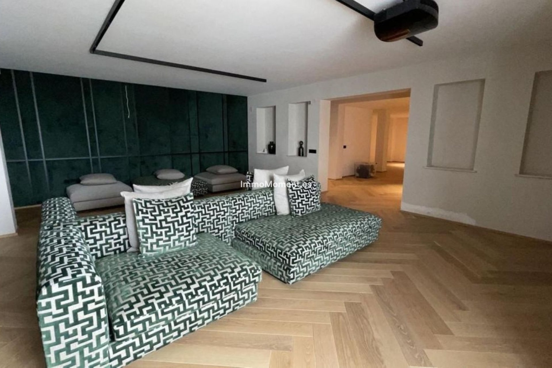 Resale - Villa - Benahavís - Benahavís Centro