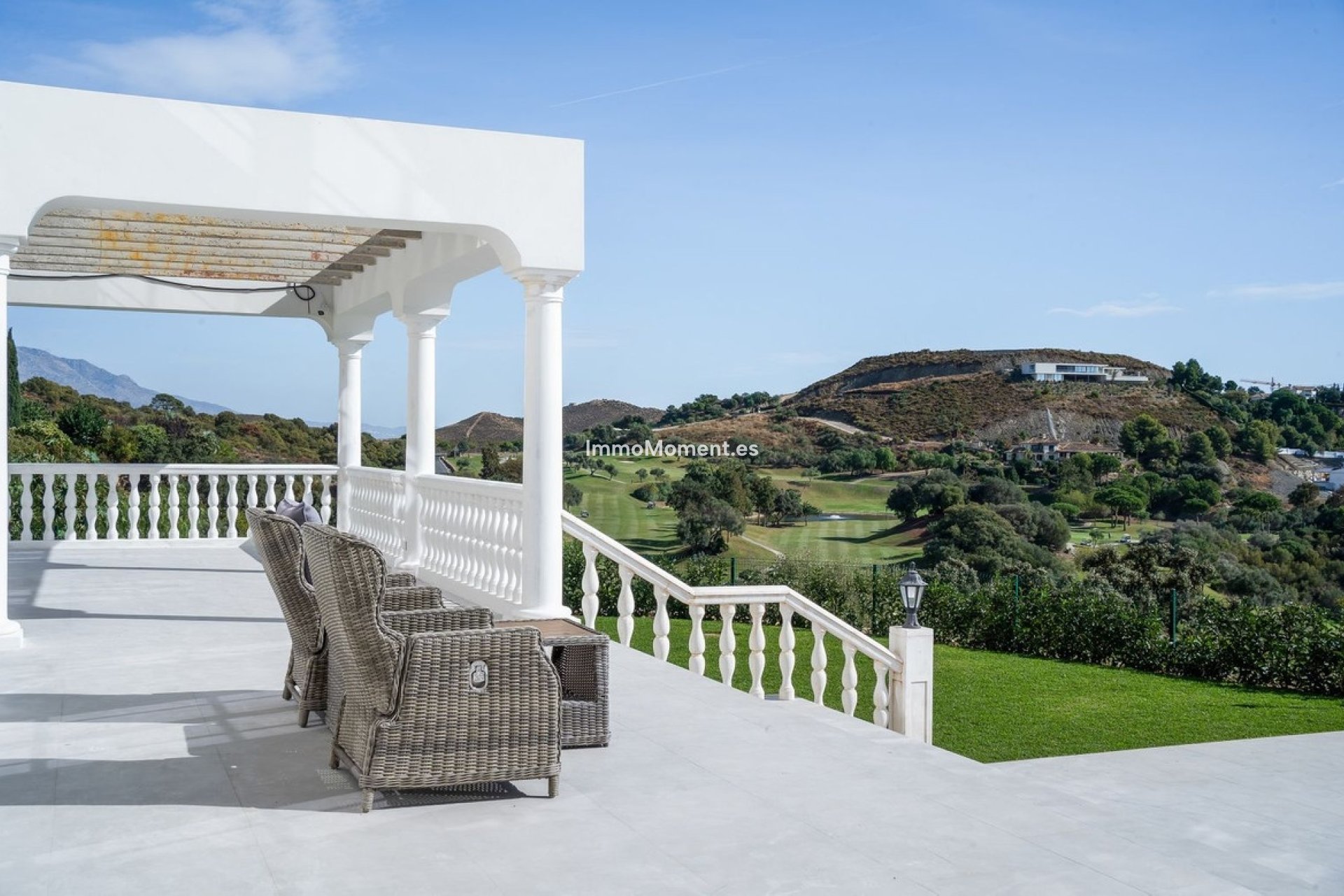 Resale - Villa - Benahavís - Benahavís Centro