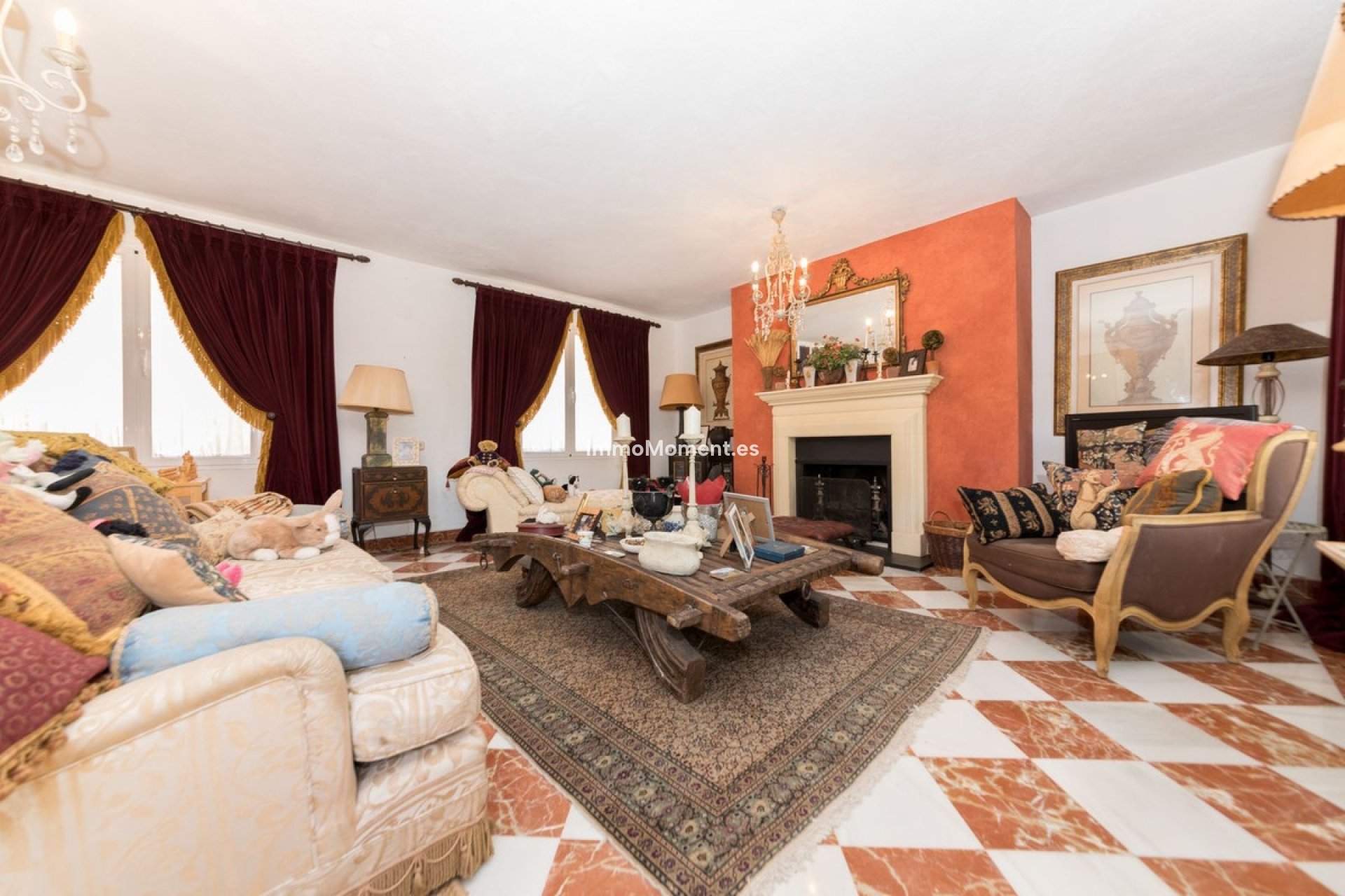 Resale - Villa - Benahavís - Benahavís Centro