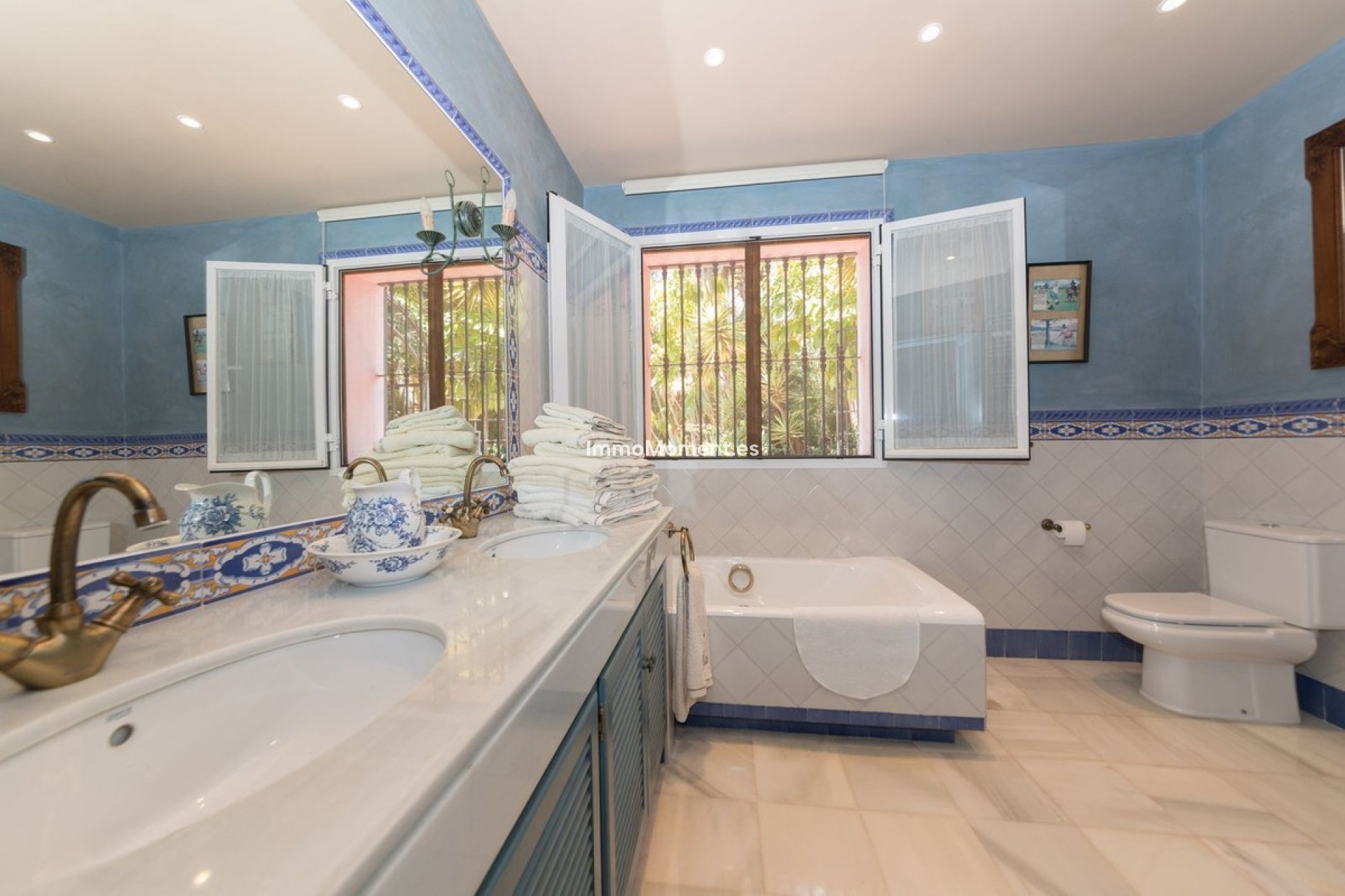 Resale - Villa - Benahavís - Benahavís Centro