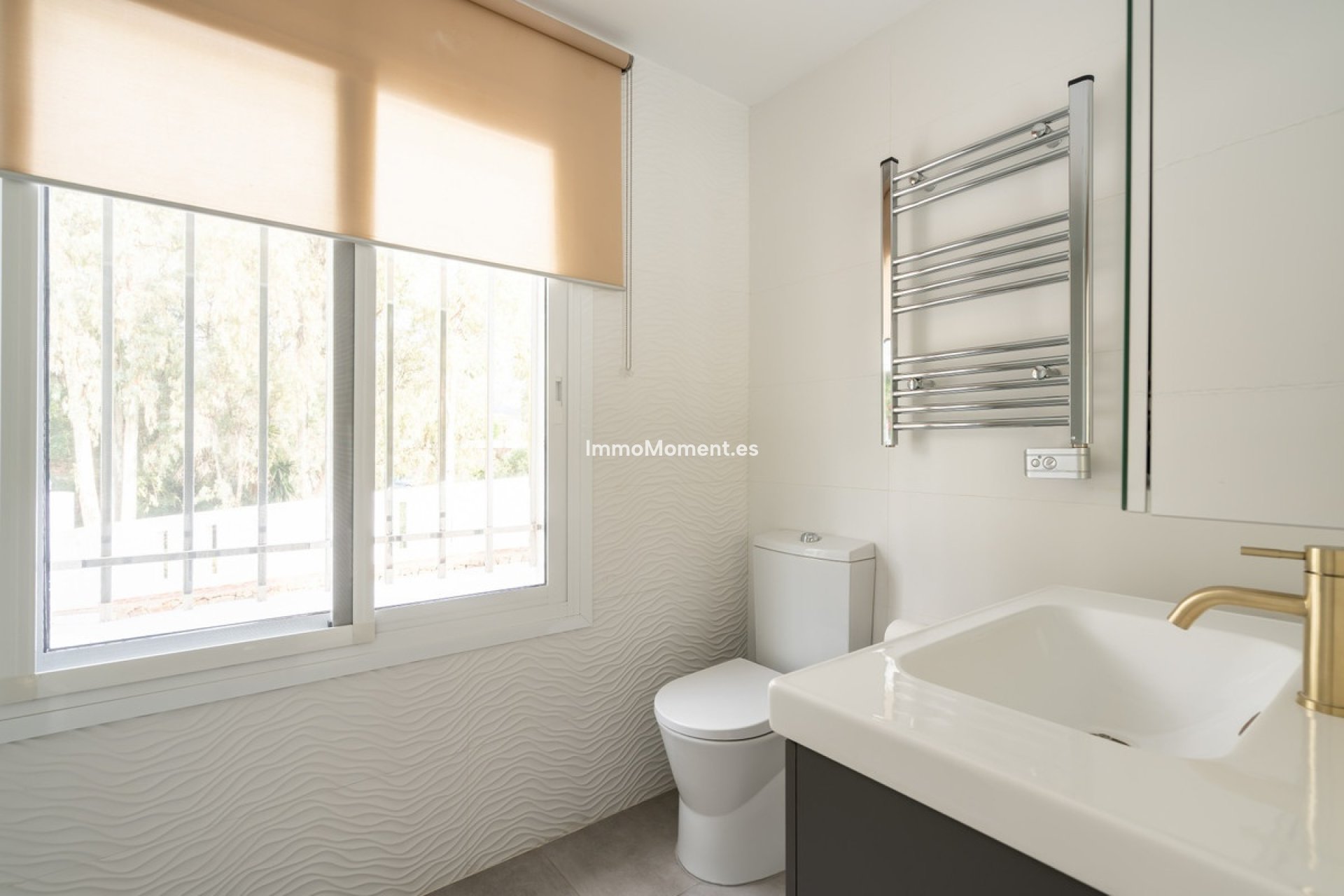 Resale - Villa - Benahavís - Benahavís Centro