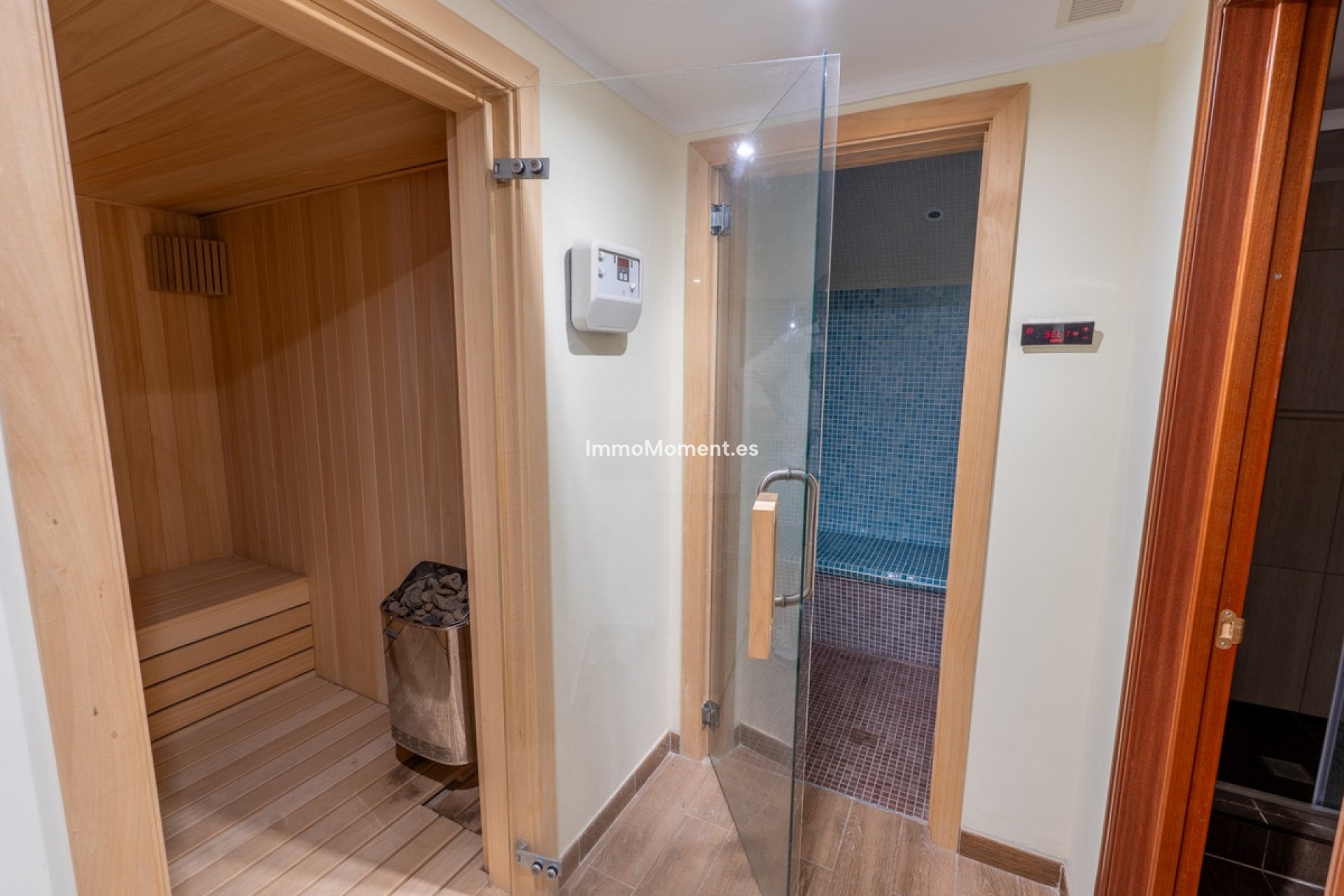 Resale - Villa - Benahavís - Benahavís Centro