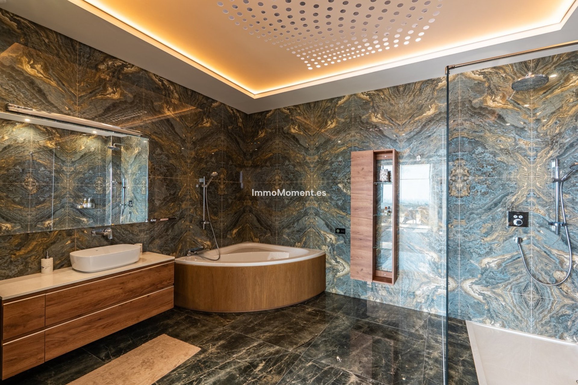 Resale - Villa - Benahavís - Benahavís Centro