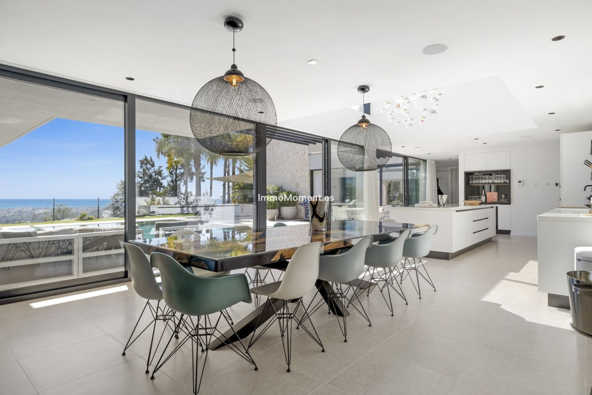 Resale - Villa - Benahavís - Benahavís Centro