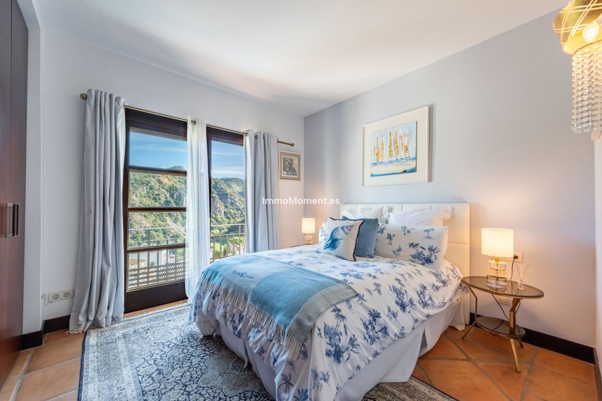 Resale - Villa - Benahavís - Benahavís Centro