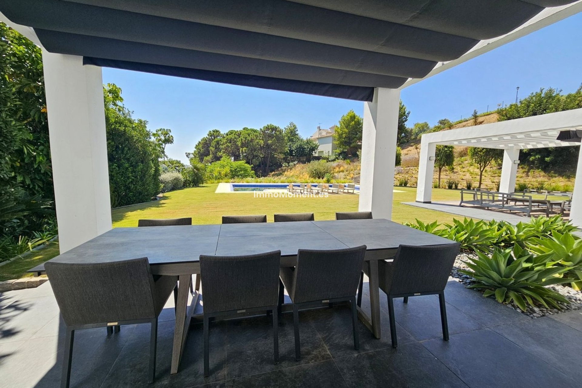 Resale - Villa - Benahavís - Benahavís Centro