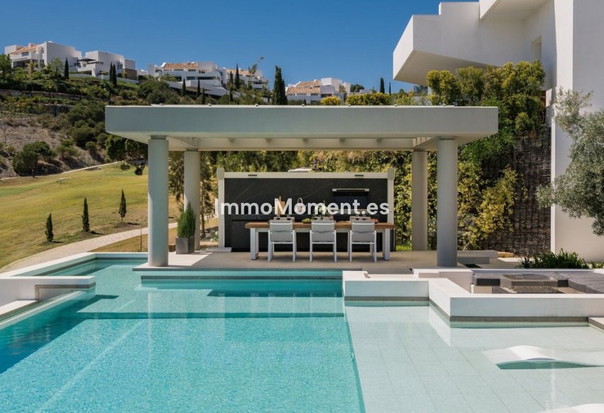 Resale - Villa - Benahavís - Benahavís Centro