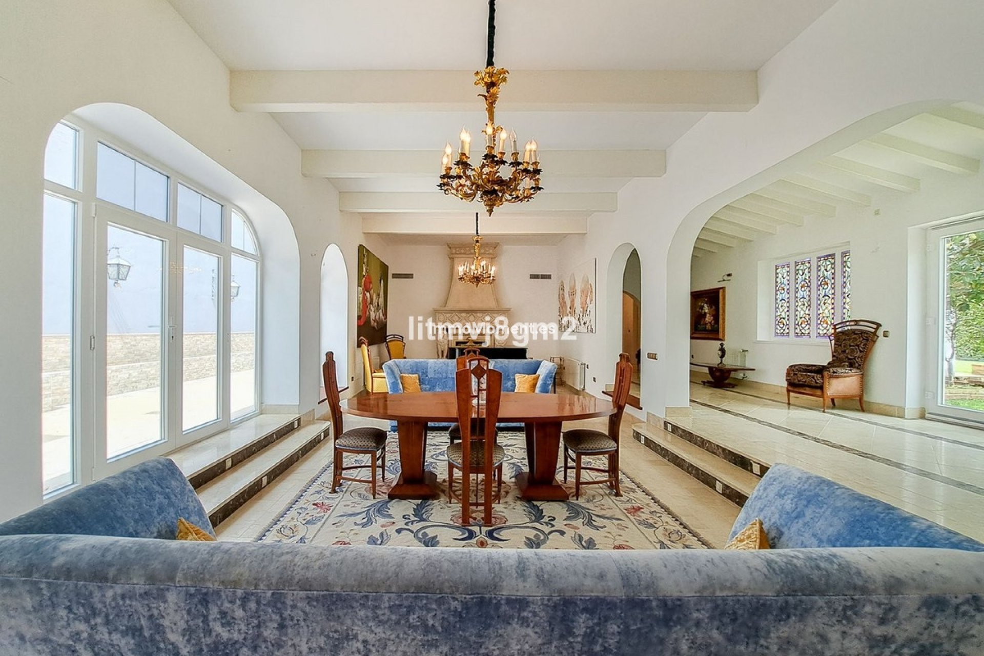 Resale - Villa - Benahavís - Benahavís Centro