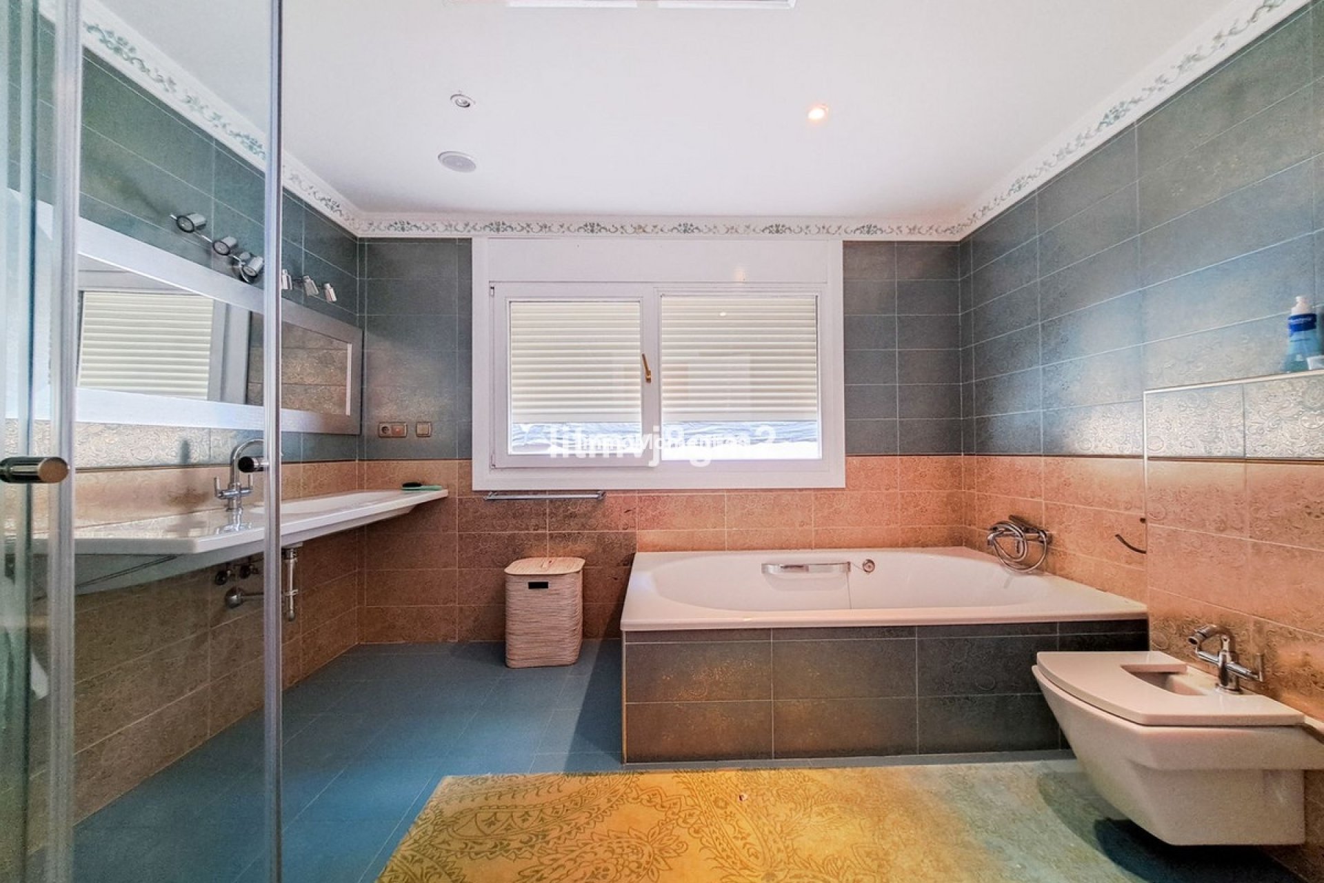 Resale - Villa - Benahavís - Benahavís Centro