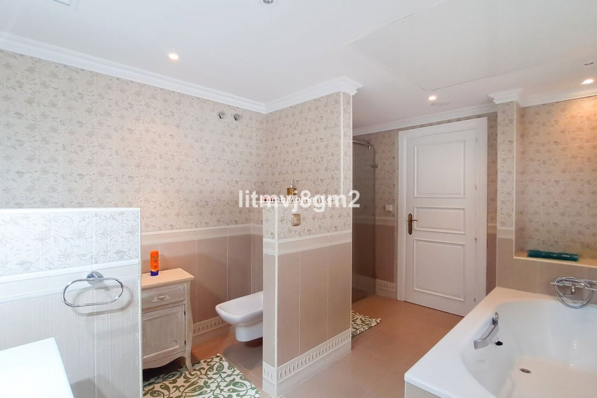 Resale - Villa - Benahavís - Benahavís Centro