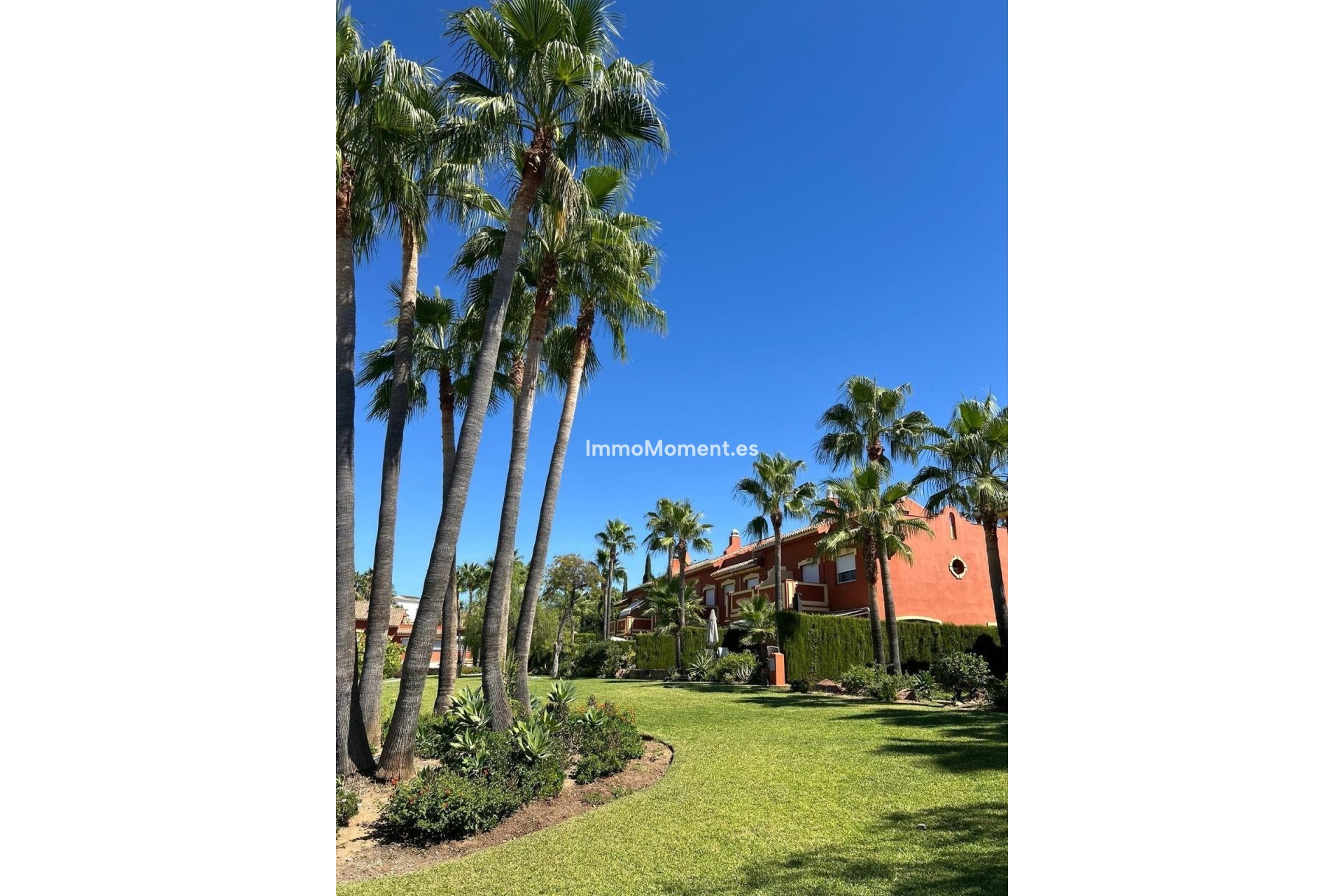 Resale - Villa - Benahavís - Benahavís Centro