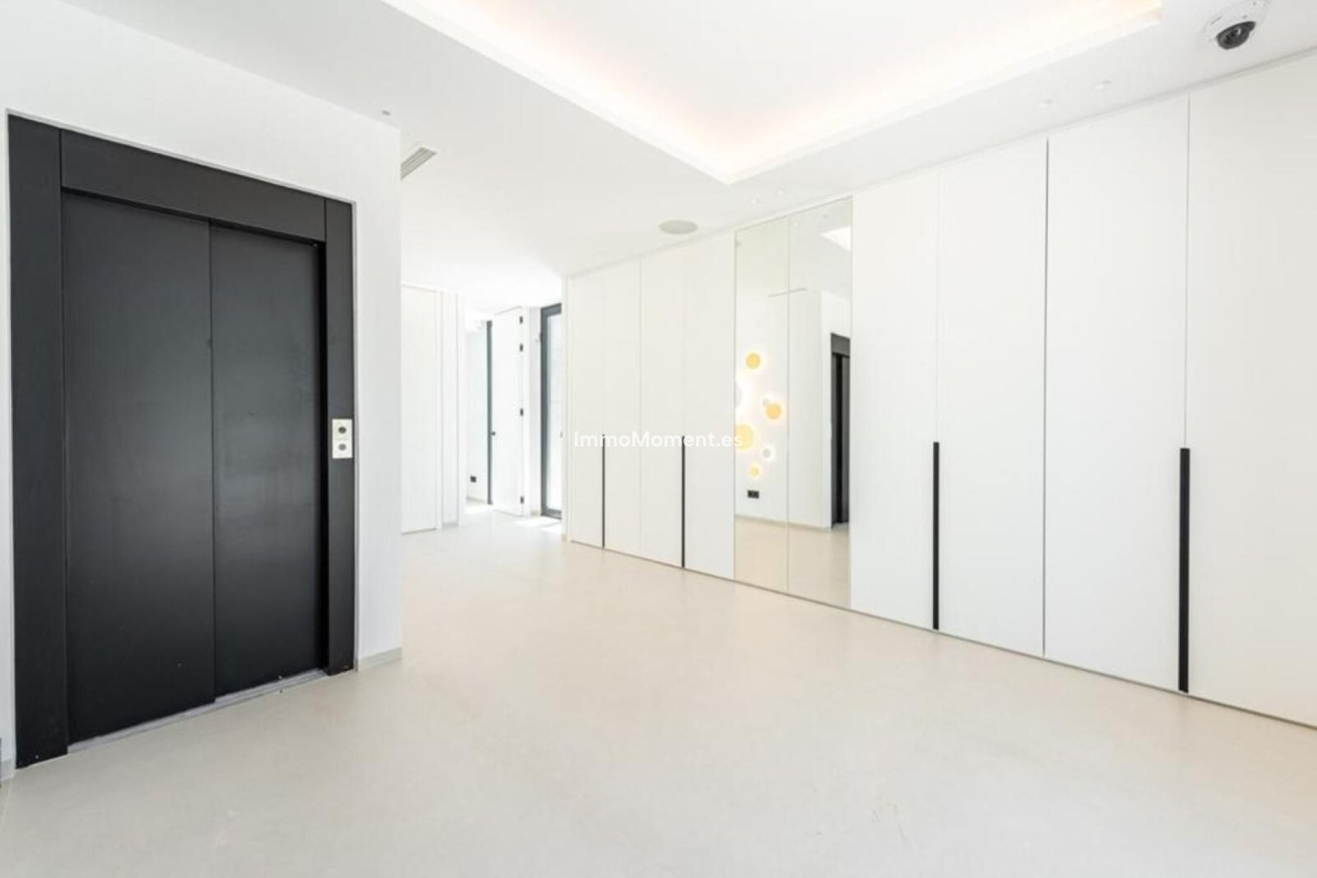 Resale - Villa - Benahavís - Benahavís Centro